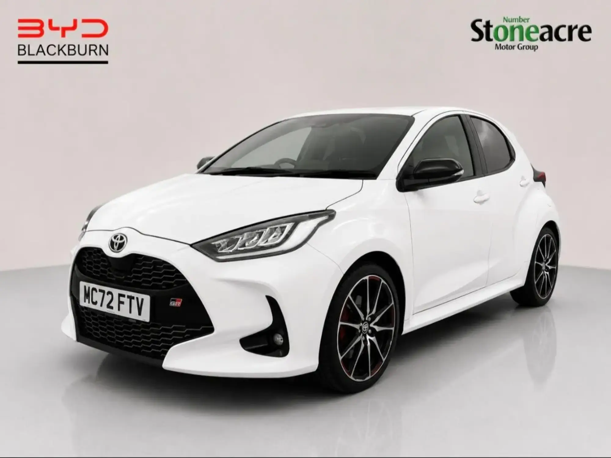 Toyota Yaris Image 3