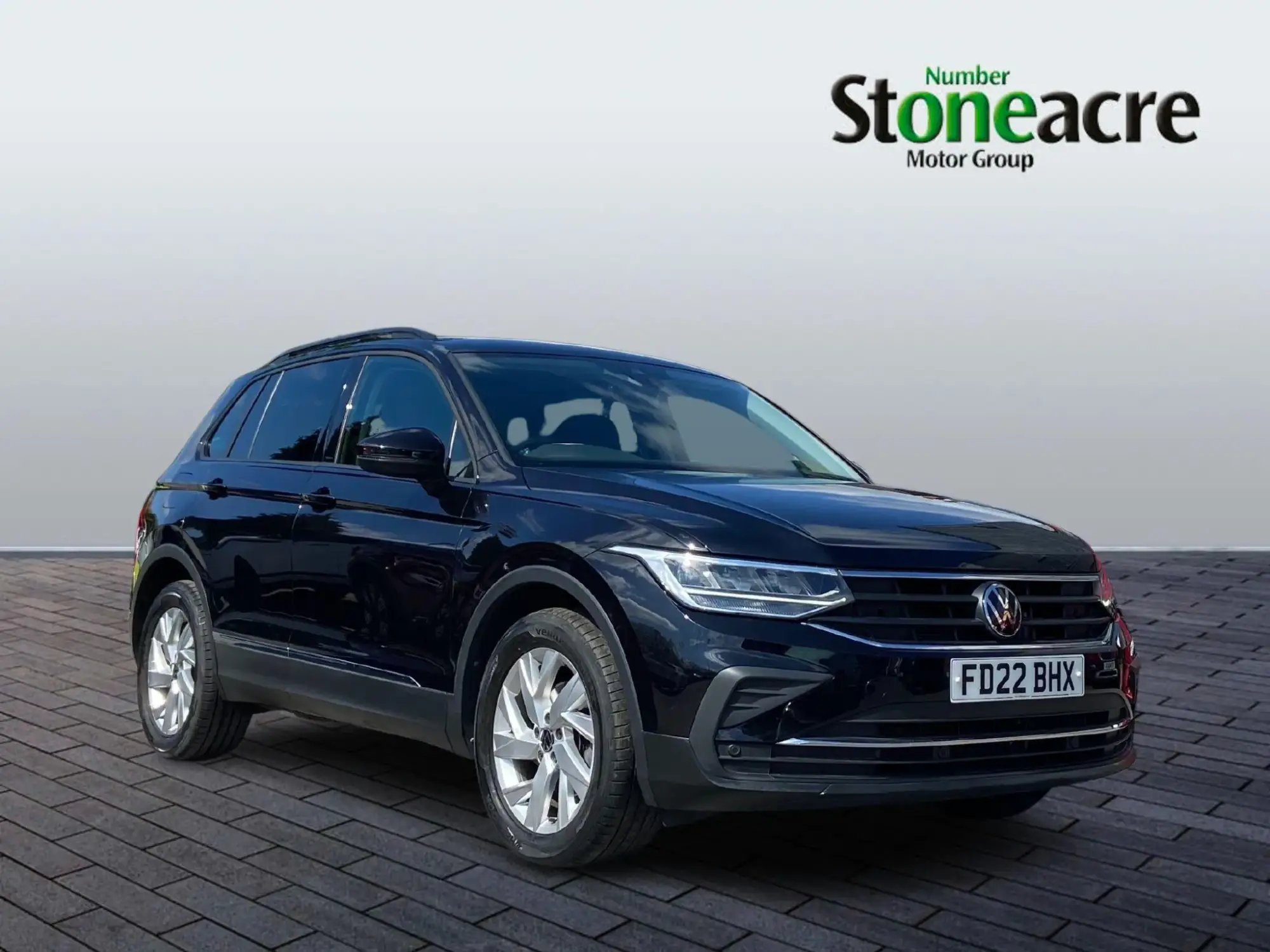 Volkswagen Tiguan 1.5 TSI Life SUV 5dr Petrol DSG Euro 6 (s/s) (150 ps) FD22BHX Image 1