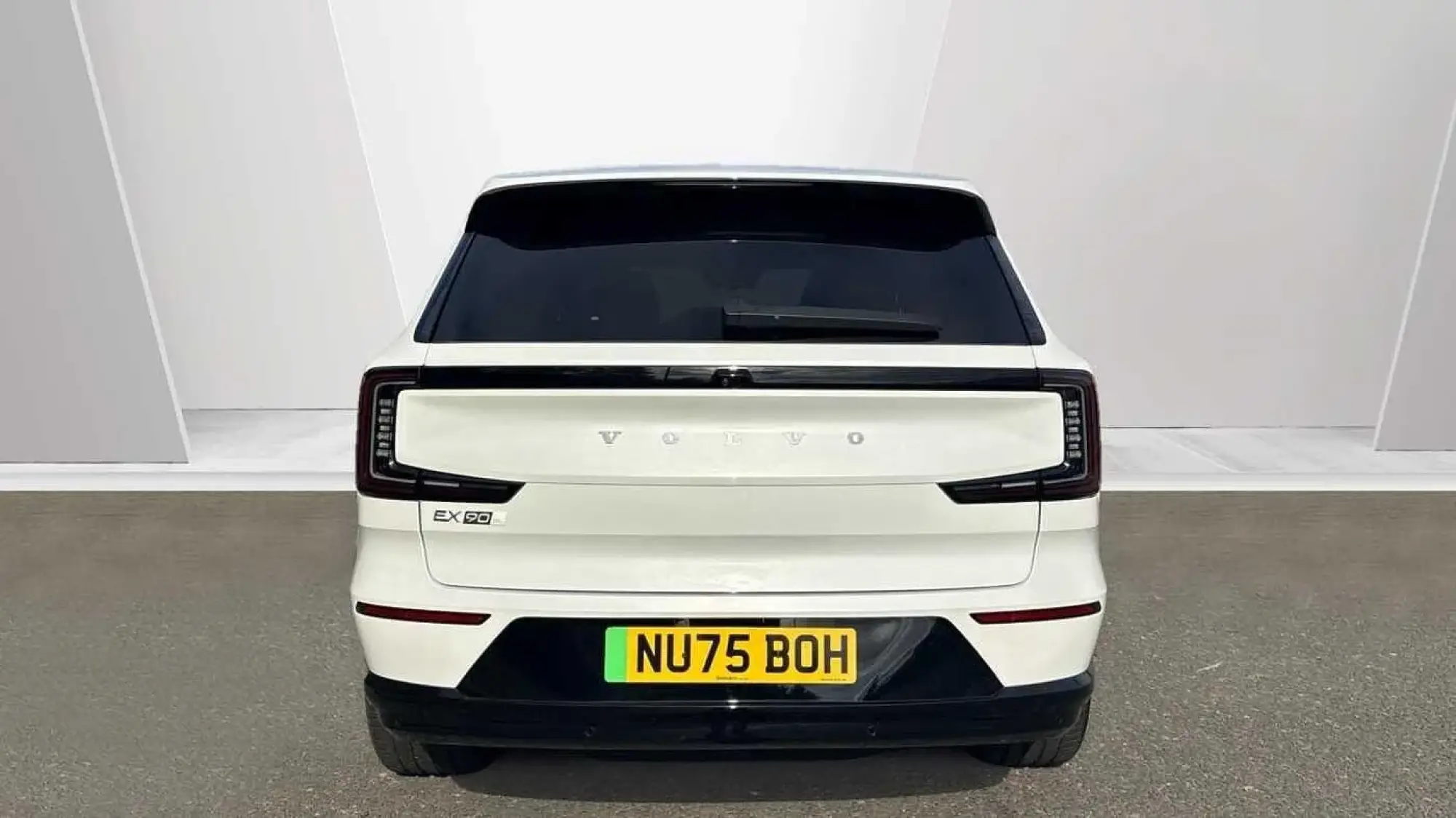 Volvo EX90 Image 7