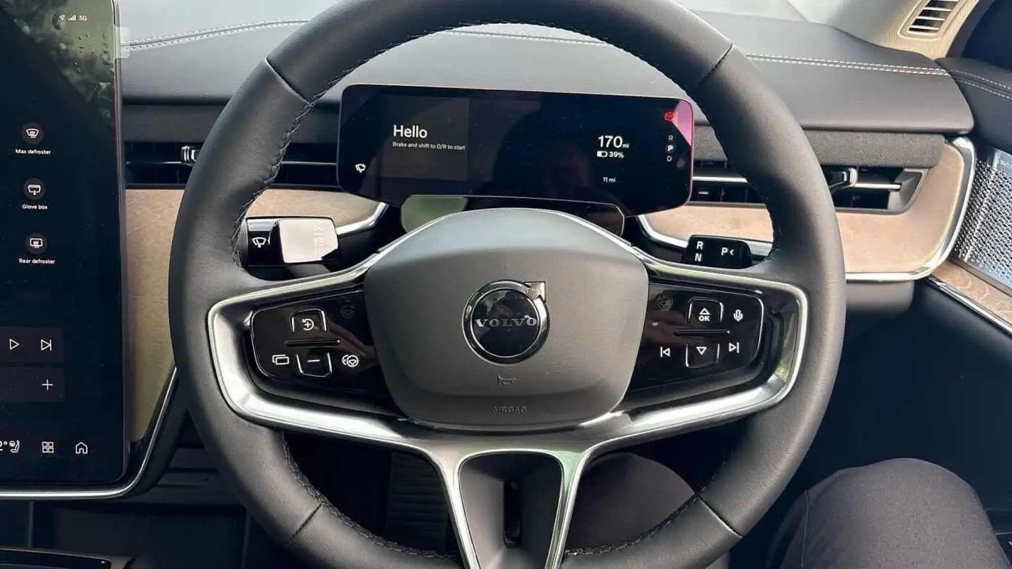 Volvo EX90 Image 10