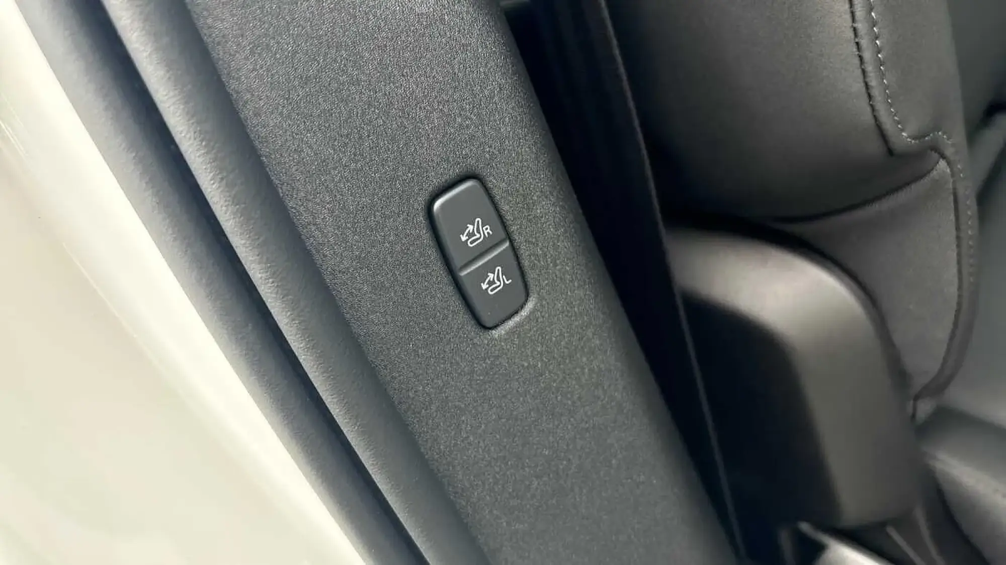 Volvo EX90 Image 20