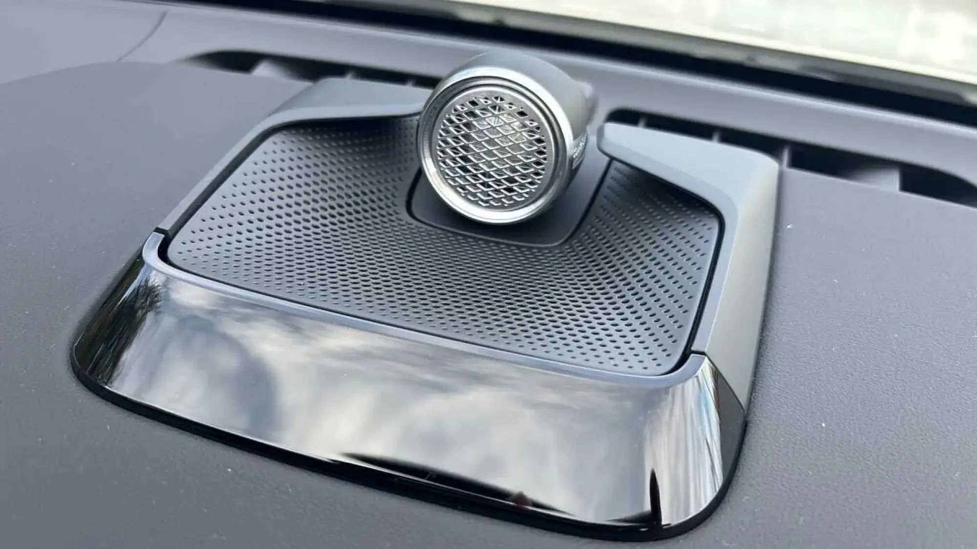 Volvo EX90 Image 24