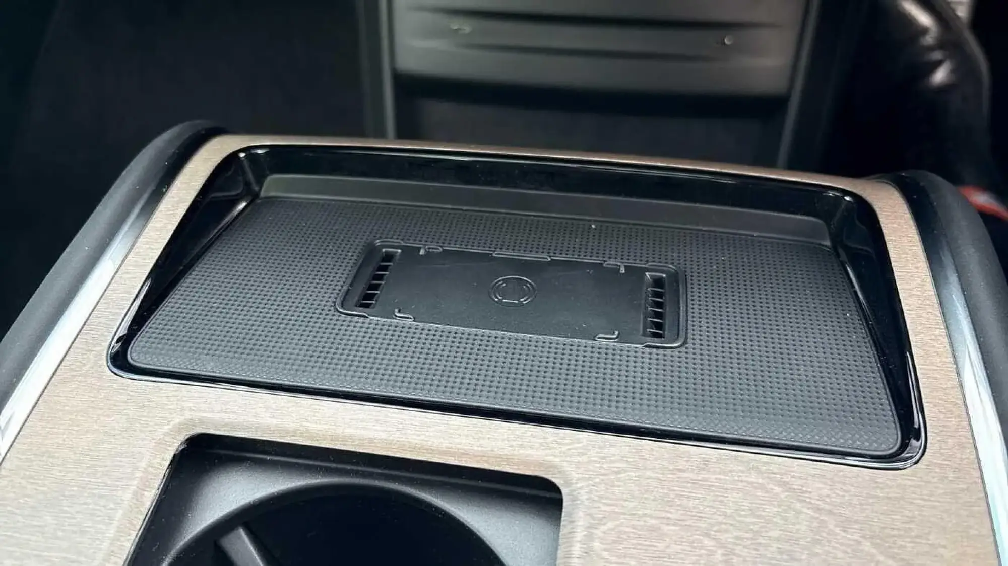 Volvo EX90 Image 26