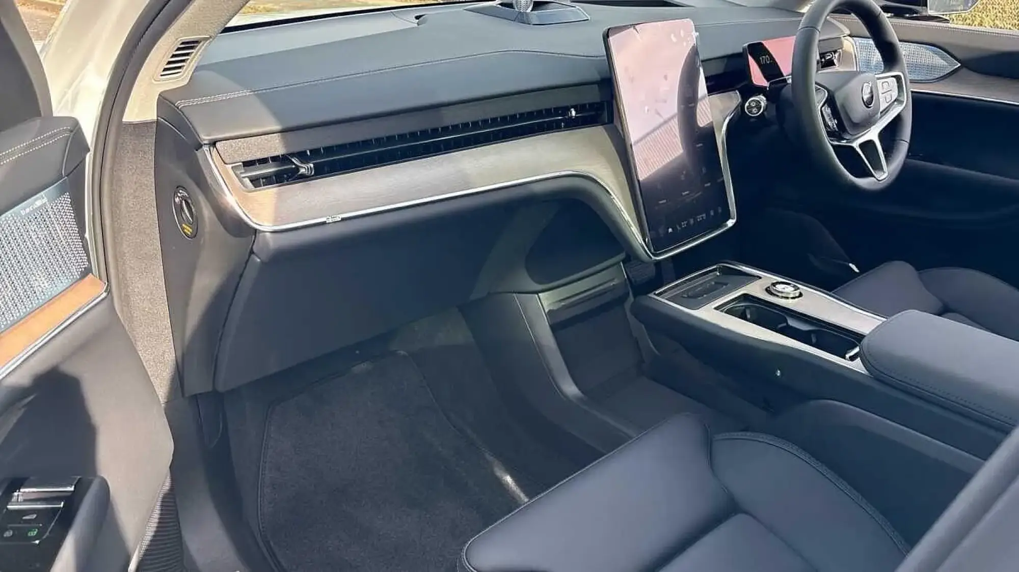 Volvo EX90 Image 34