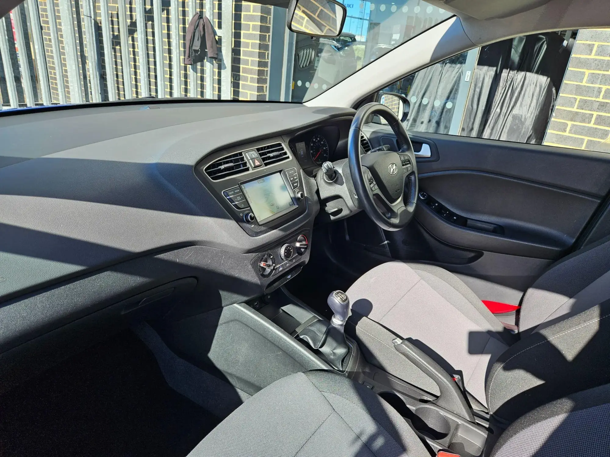 Hyundai i20 Image 12