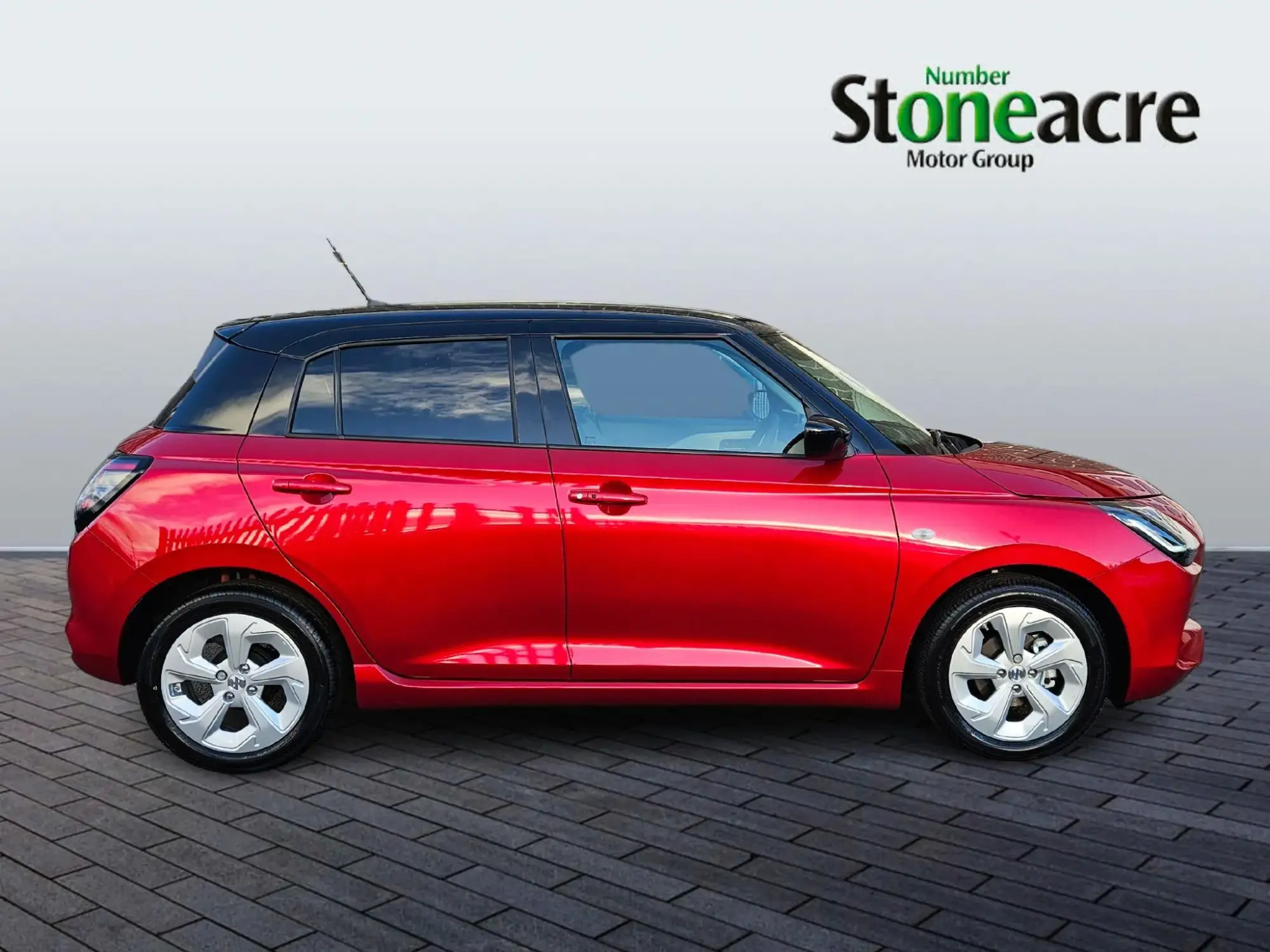 Suzuki Swift 1.2 MHEV Motion Euro 6 (s/s) 5dr NJ75UPK Image 2