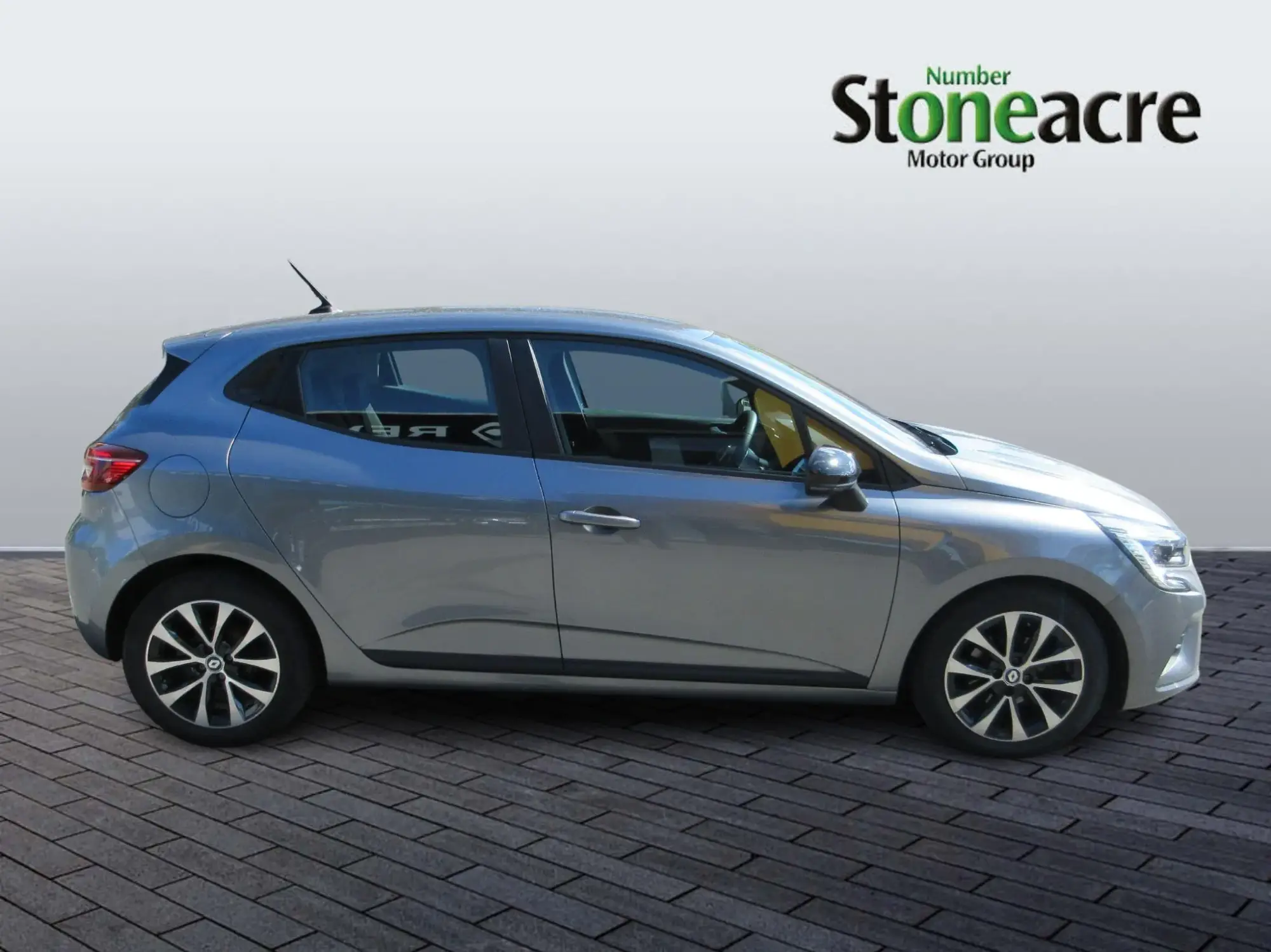 Renault Clio Evolution TCe 90 MY22 MD72OSO Image 2