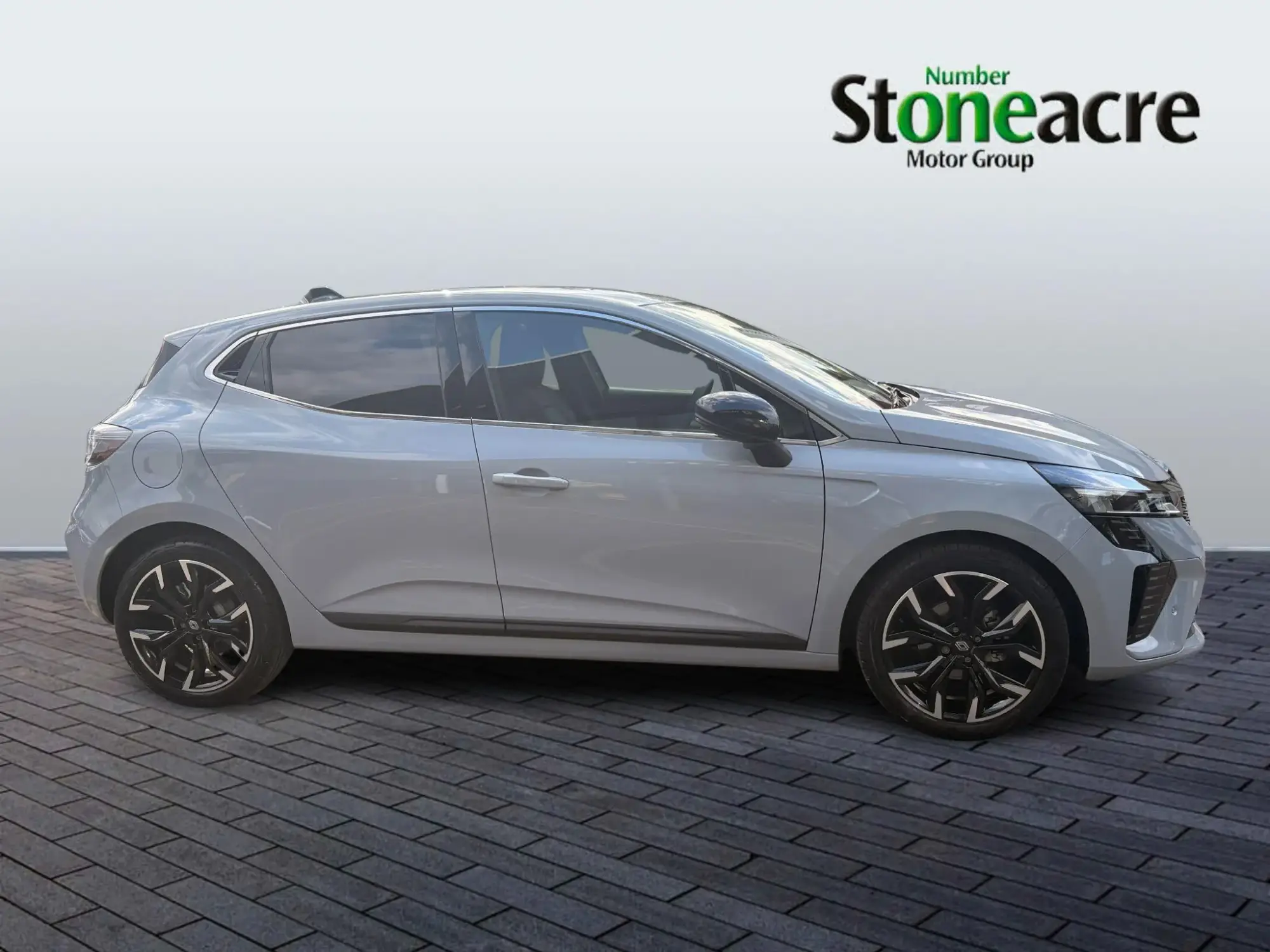 Renault Clio Image 2