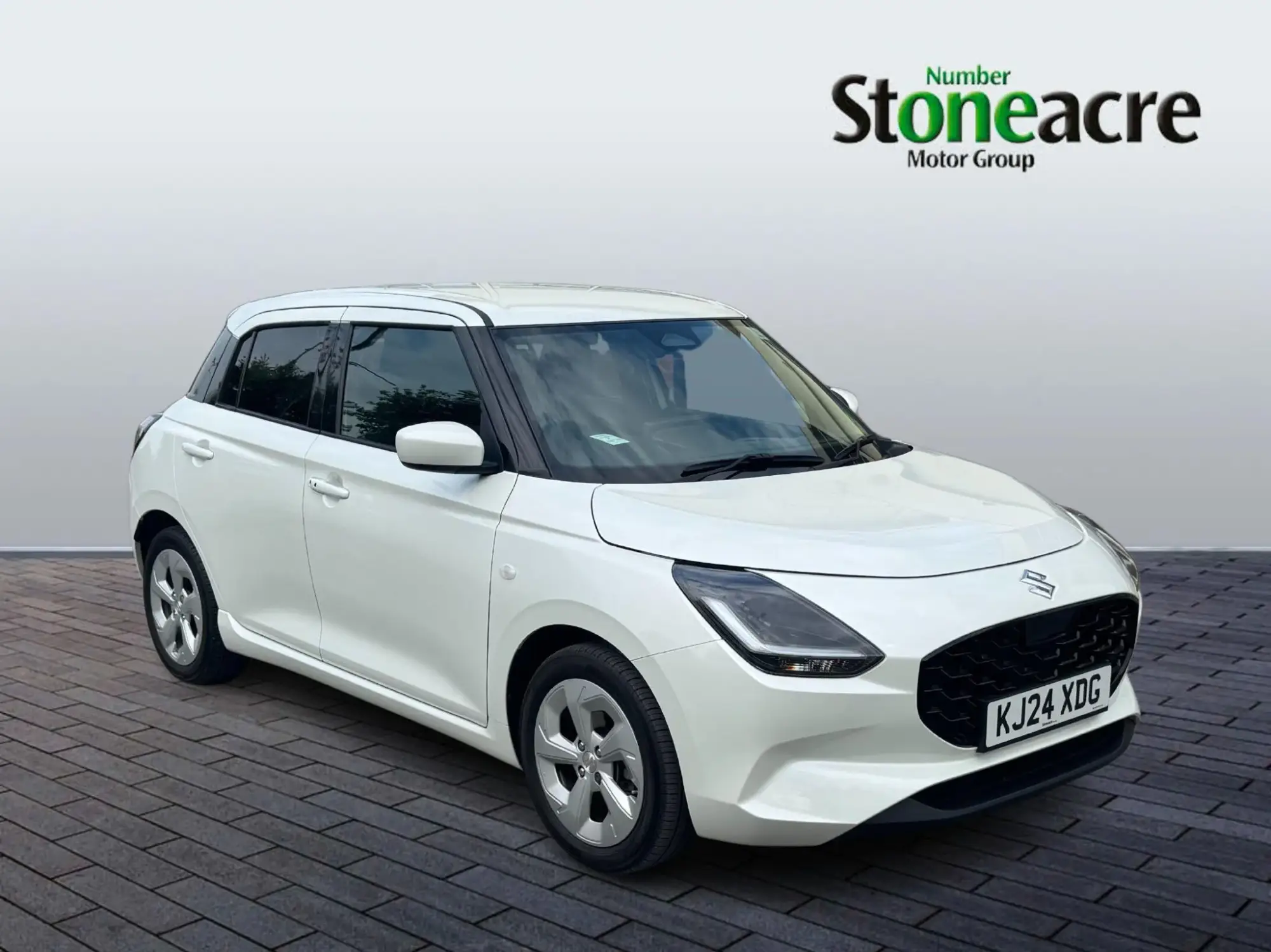 Suzuki Swift Image 1