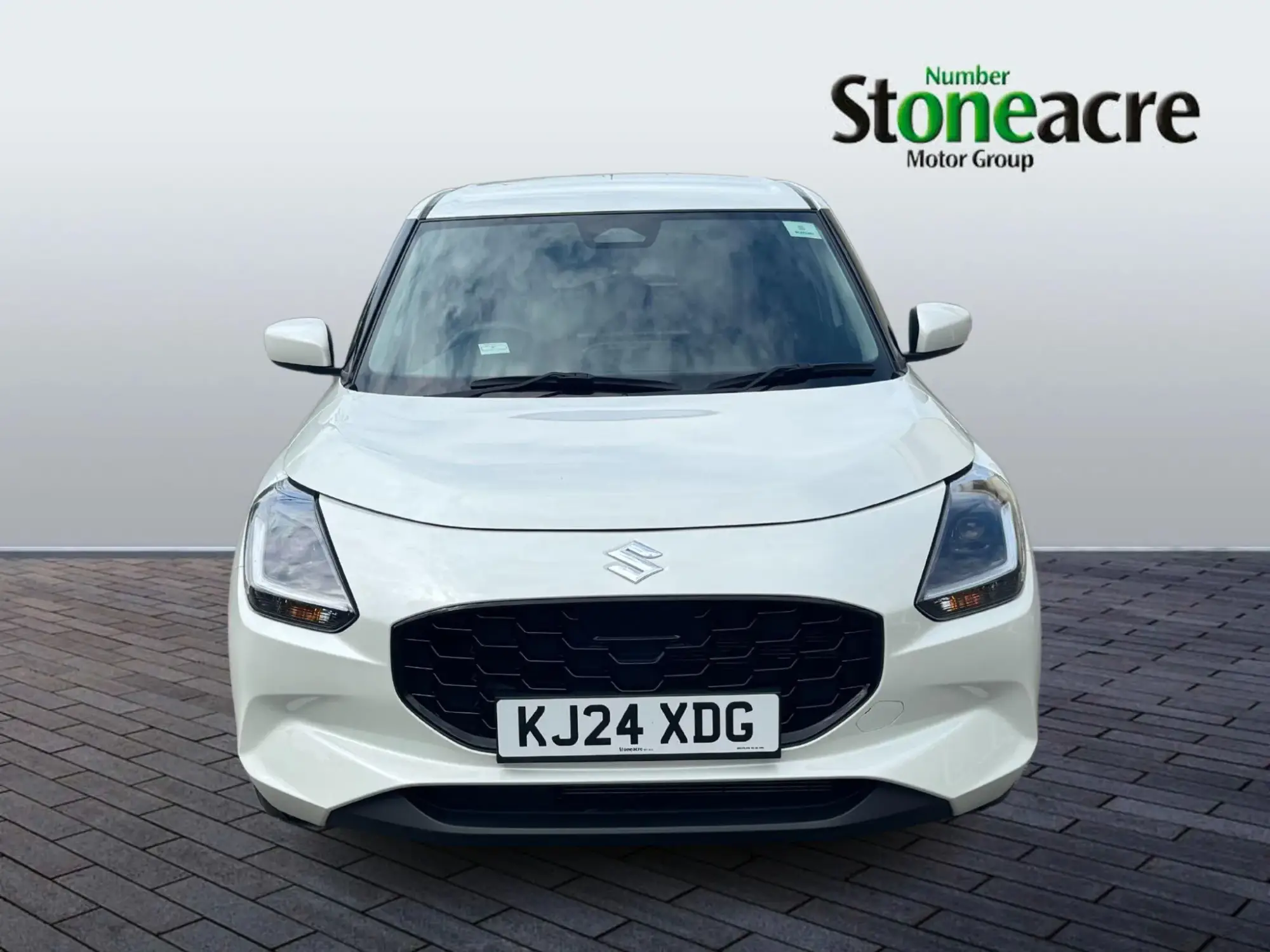 Suzuki Swift Image 2