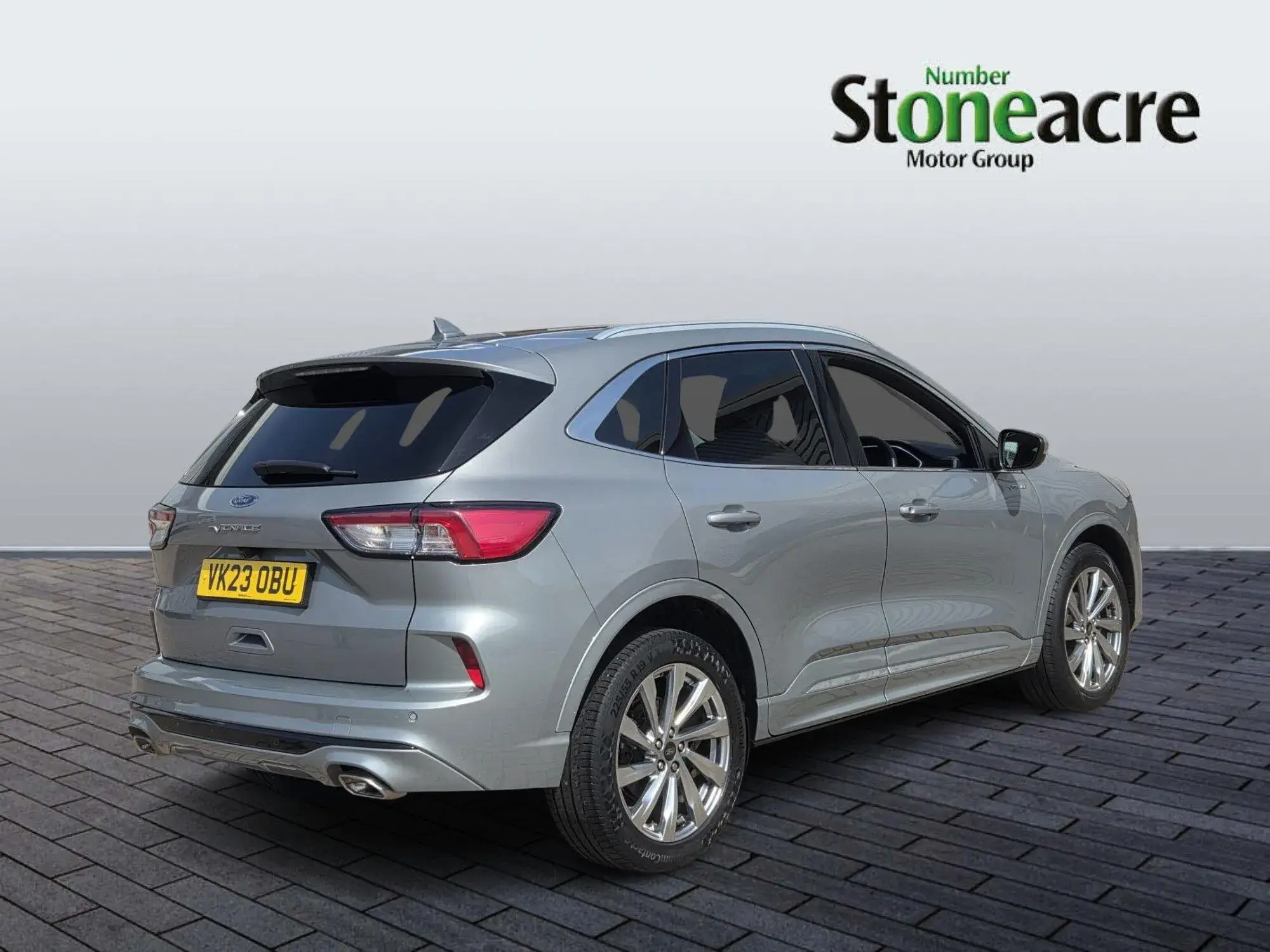 Ford Kuga Hybrid 2.5h Duratec Vignale CVT Euro 6 (s/s) 5dr VK23OBU Image 3