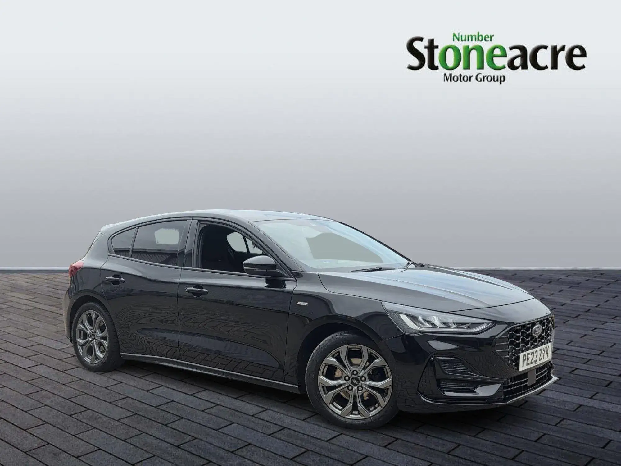 Ford Focus 1.0 EcoBoost Hybrid mHEV 155 ST-Line 5dr PE23ZYK Image 1