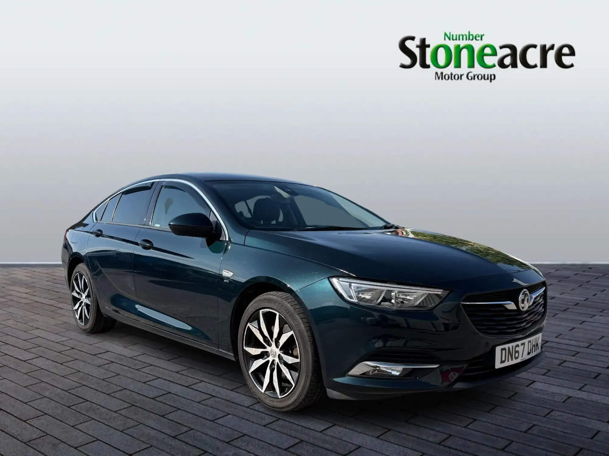 Vauxhall Insignia 2.0 Turbo D BlueInjection SRi Nav Grand Sport Euro 6 (s/s) 5dr DN67DHK Image 1