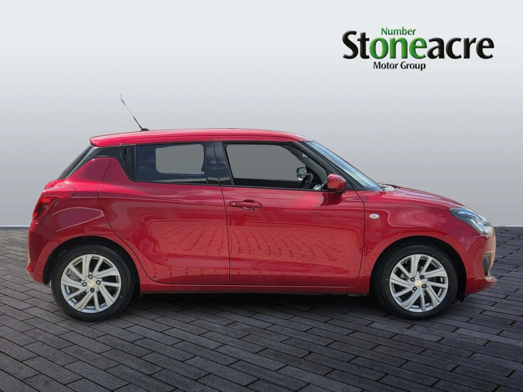 Suzuki Swift 1.2 Dualjet 83 12V Hybrid SZ-T 5dr Auto AE24OJG Image 2