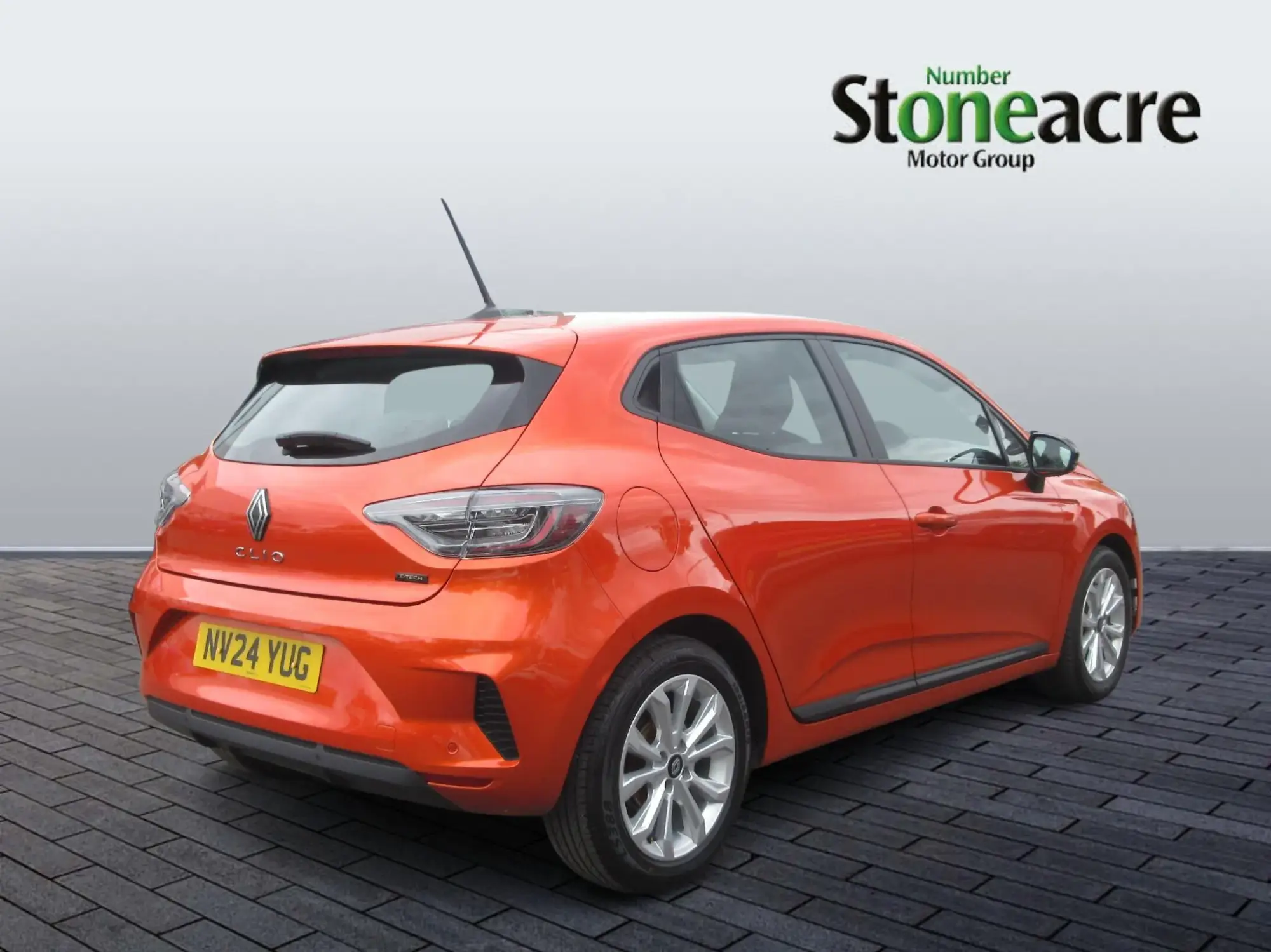 Renault Clio E-Tech 1.6 E-TECH full hybrid 145 Evolution 5dr Auto NV24YUG Image 3
