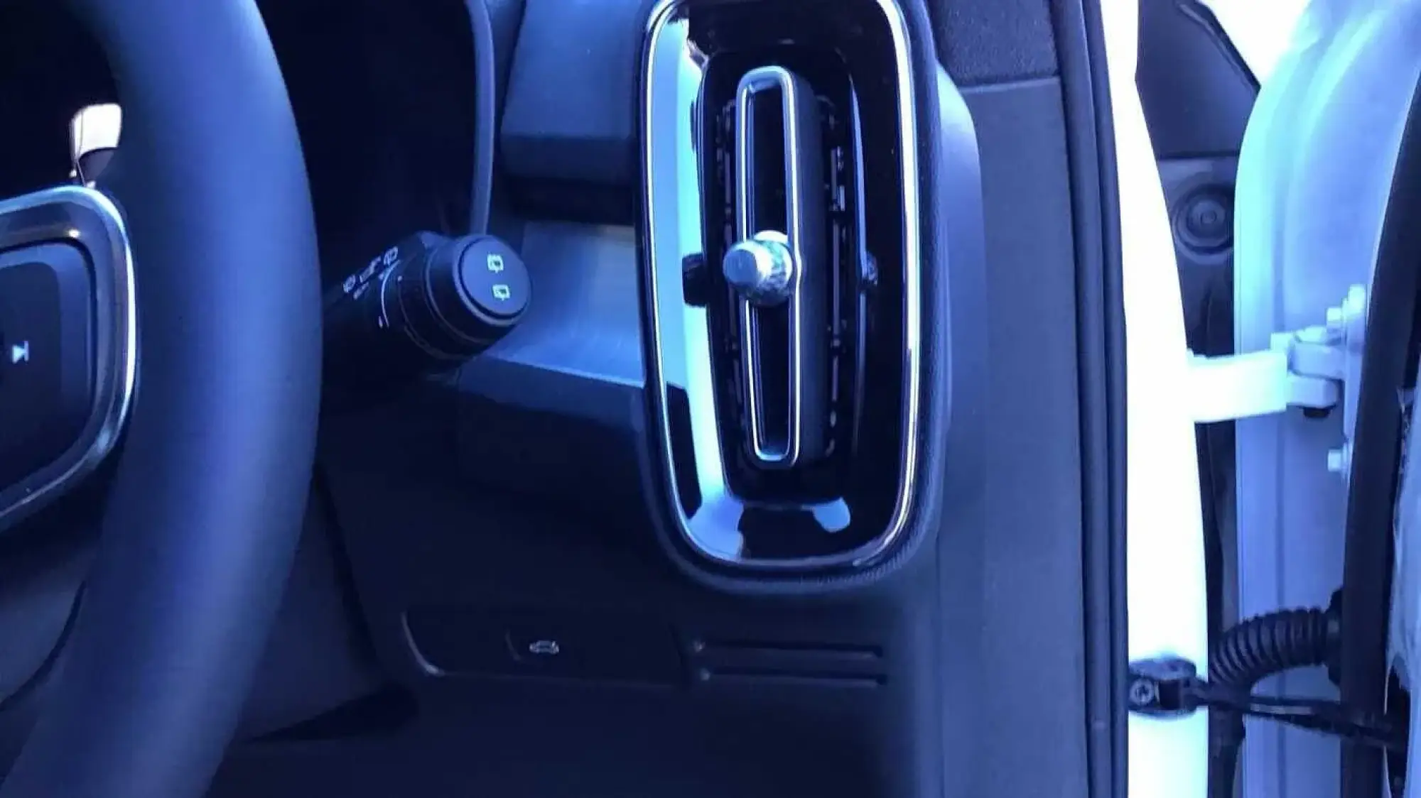 Volvo XC40 Image 28 Volvo XC40 Image 28