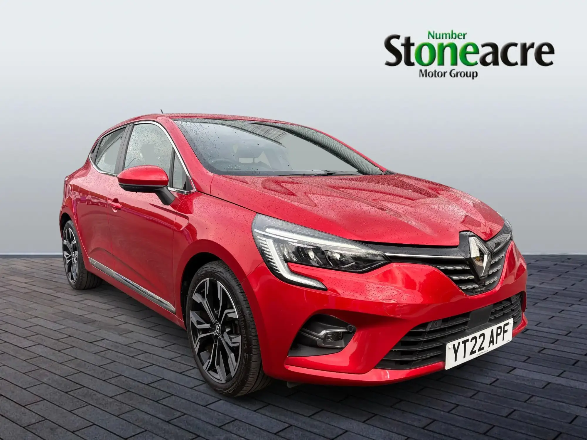 Renault Clio Image 1