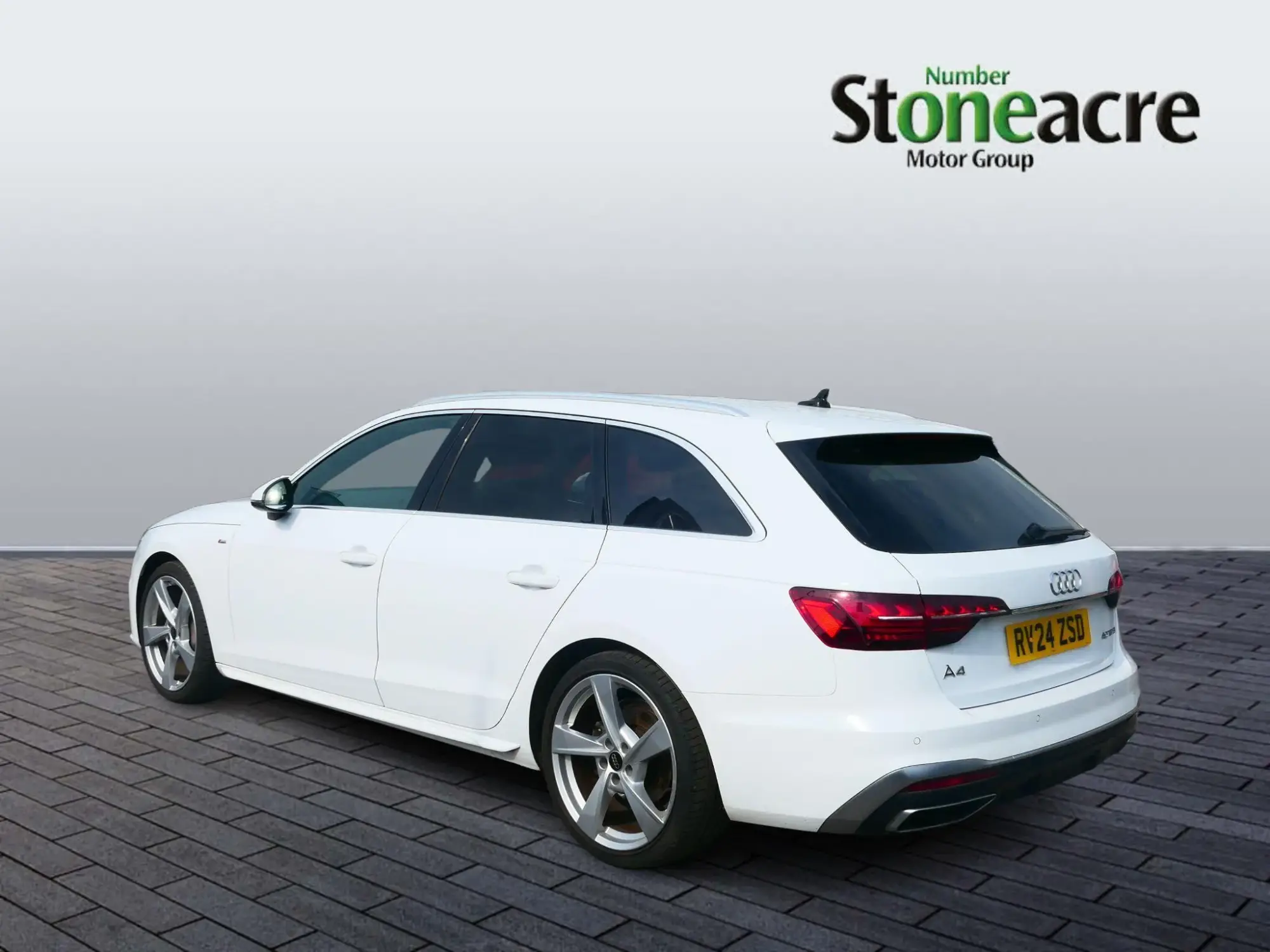 Audi A4 Avant Image 4 Audi A4 Avant Image 4