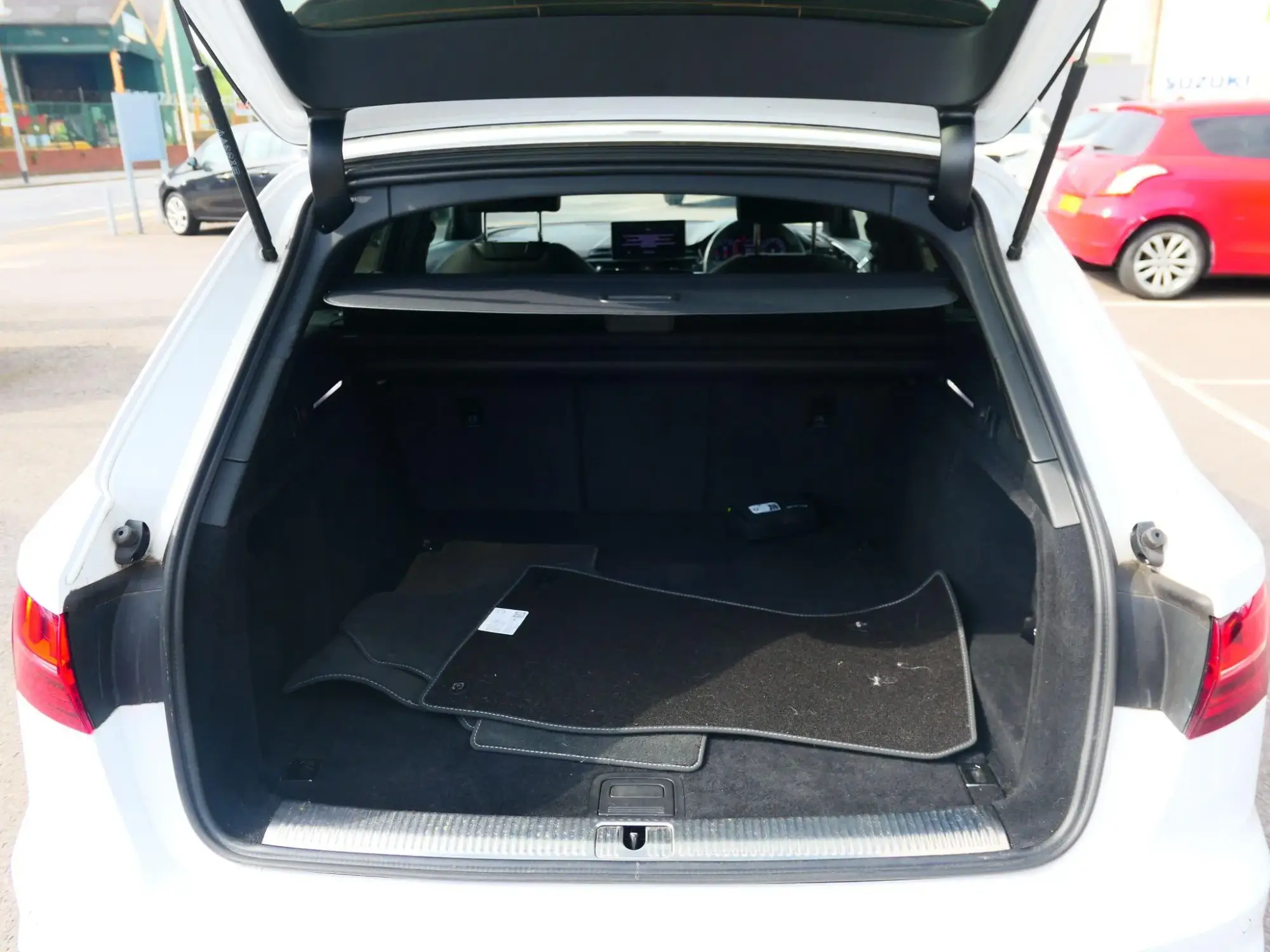 Audi A4 Avant Image 37 Audi A4 Avant Image 37