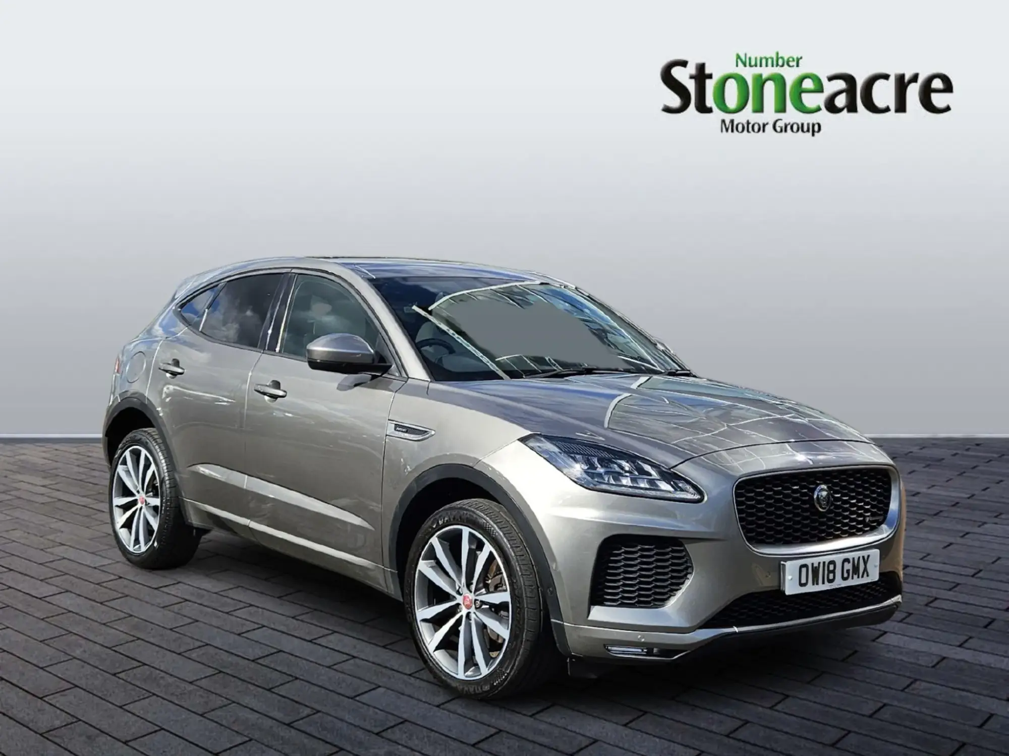 Jaguar E-Pace 2.0 D240 R-Dynamic HSE Auto AWD Euro 6 (s/s) 5dr OW18GMX Image 1