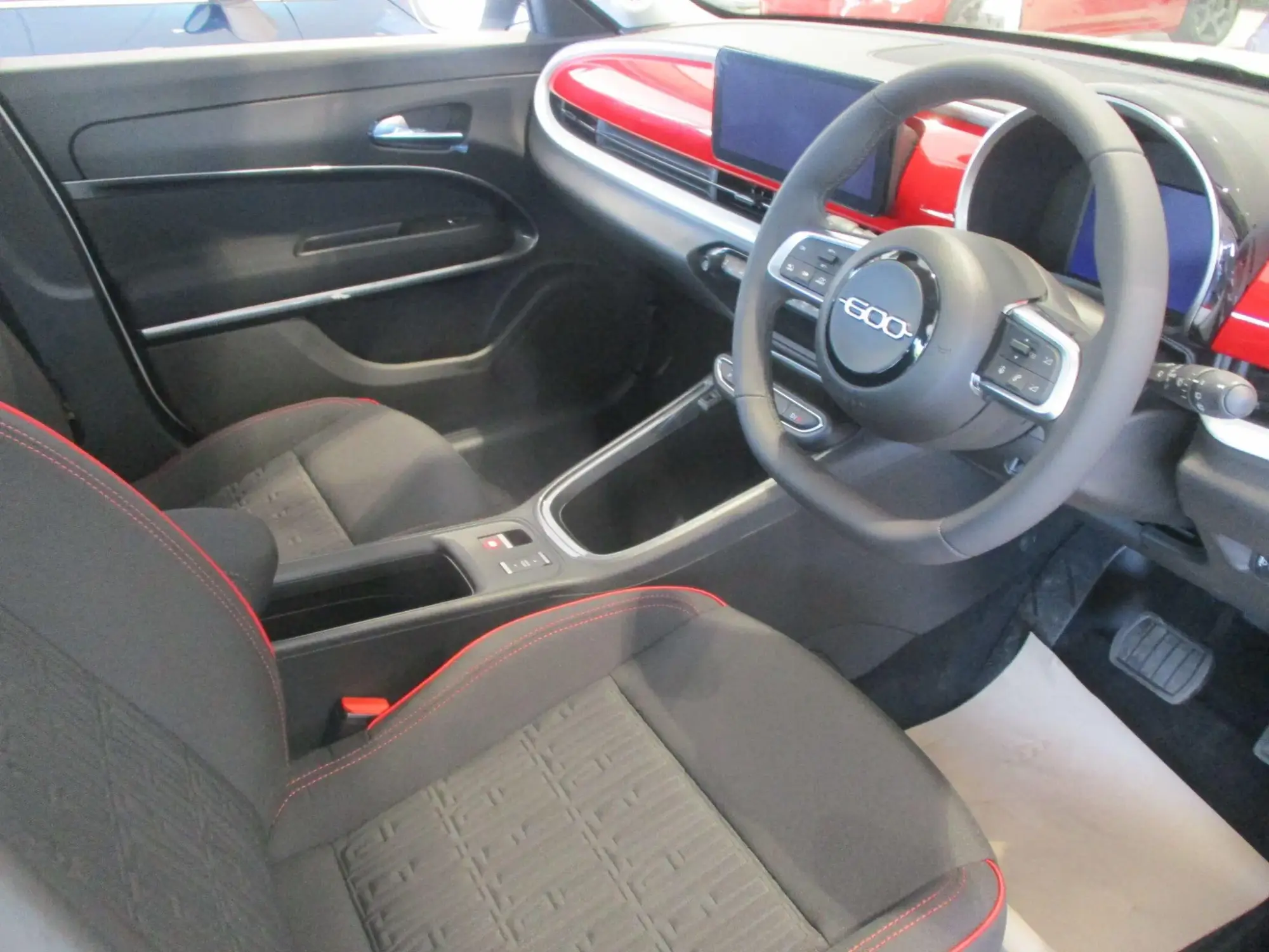 Fiat 600e Electric Image 5