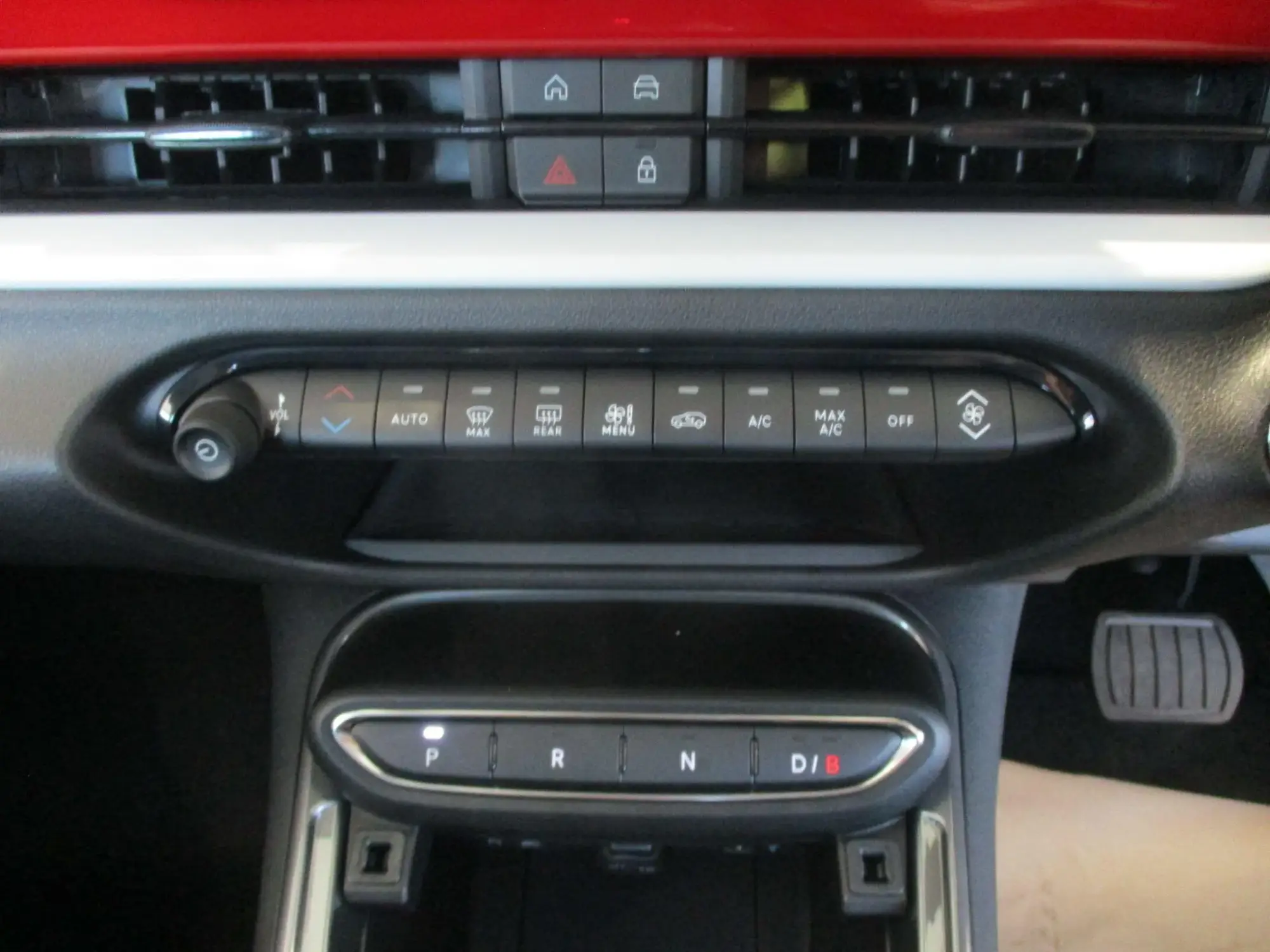 Fiat 600e Electric Image 10