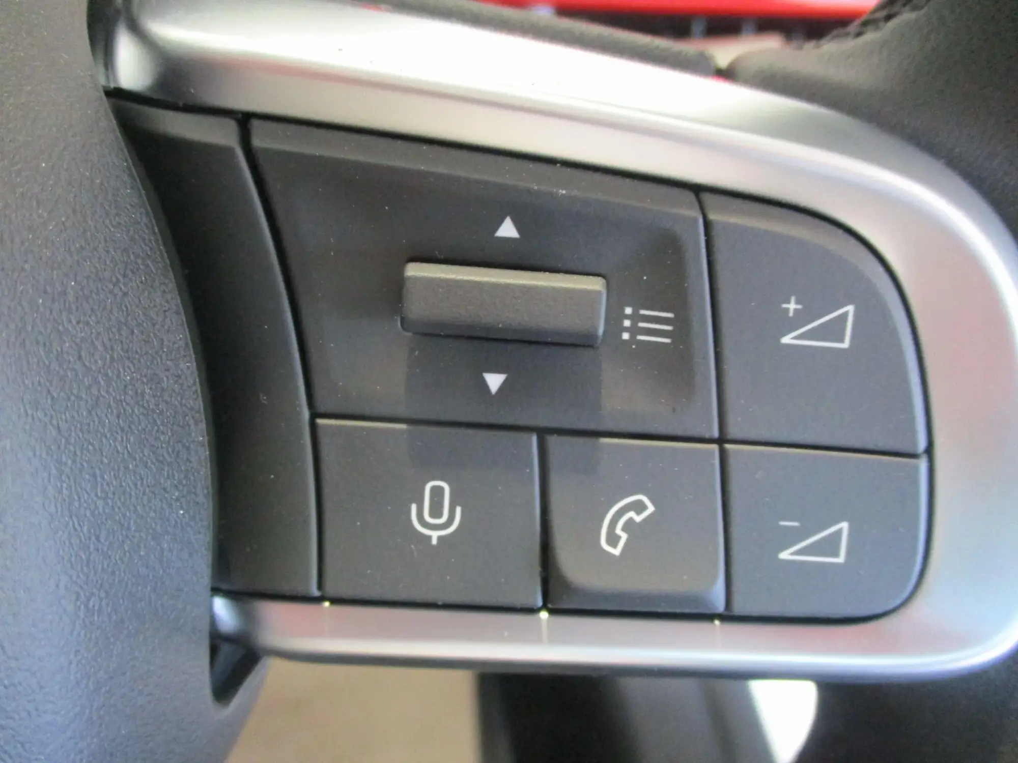 Fiat 600e Electric Image 11