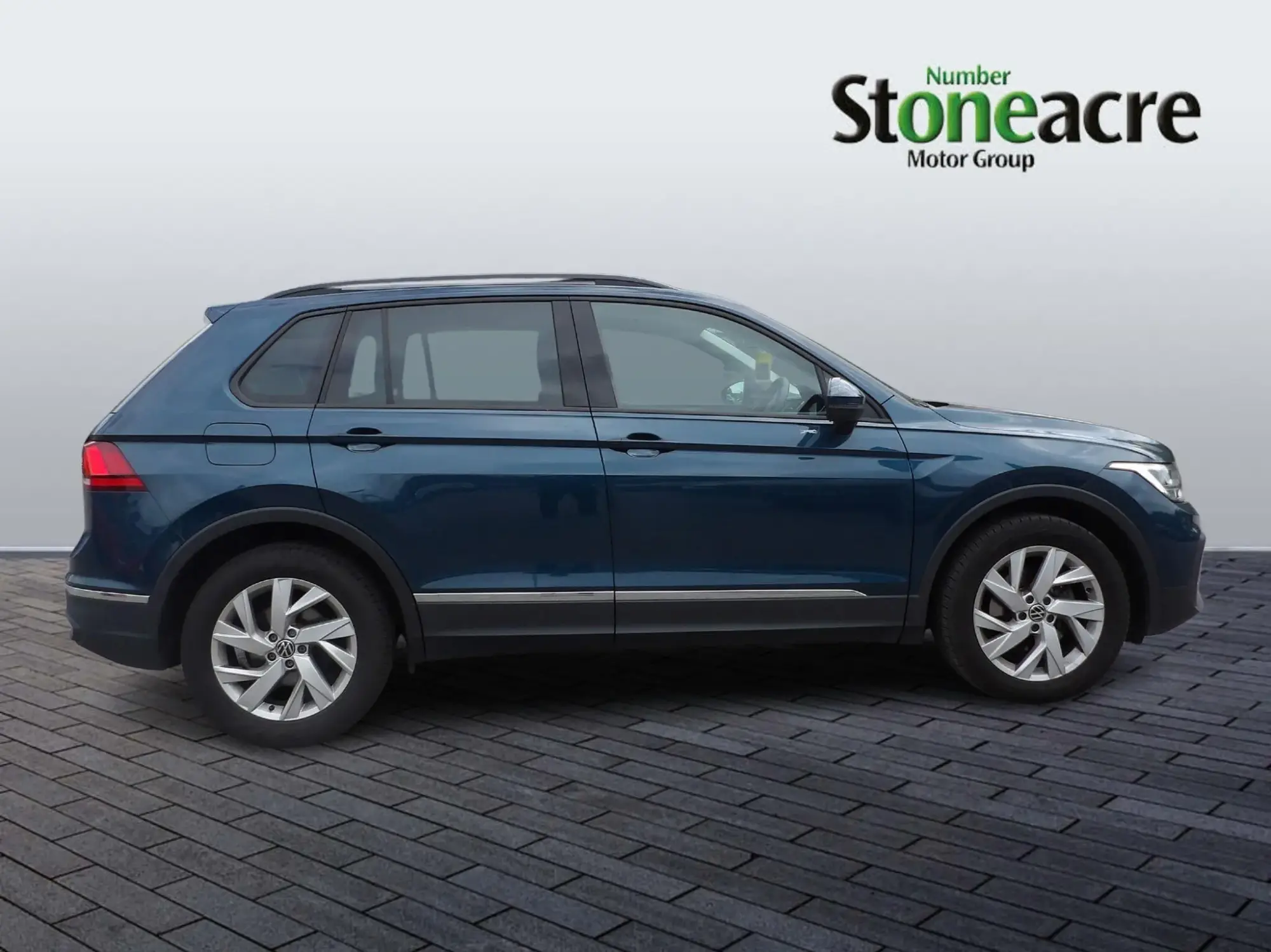 Volkswagen Tiguan Image 2