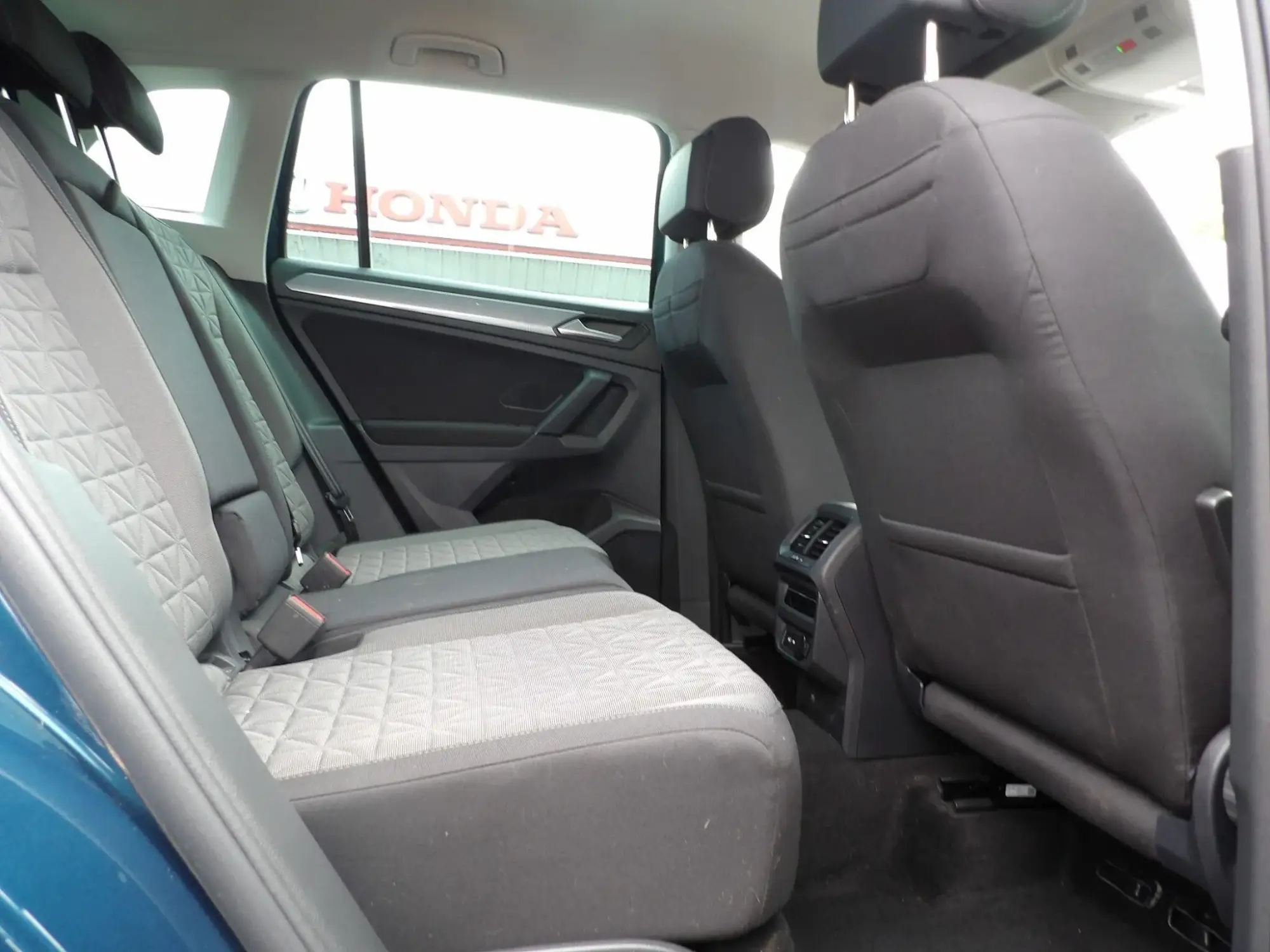 Volkswagen Tiguan Image 17 Volkswagen Tiguan Image 17