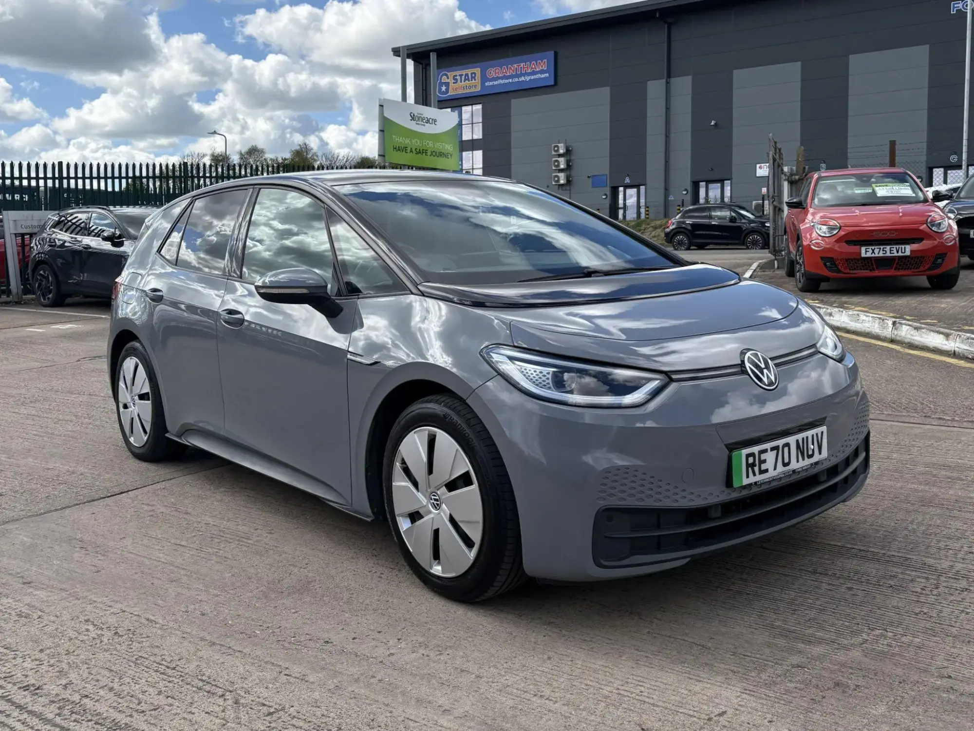 2020 VOLKSWAGEN ID.3 150KW FAMILY PRO PERFORMANCE 58KWH 5DR AUTO RE70NUV 56,801 MILES ELECTRIC AUTOMATIC... photo