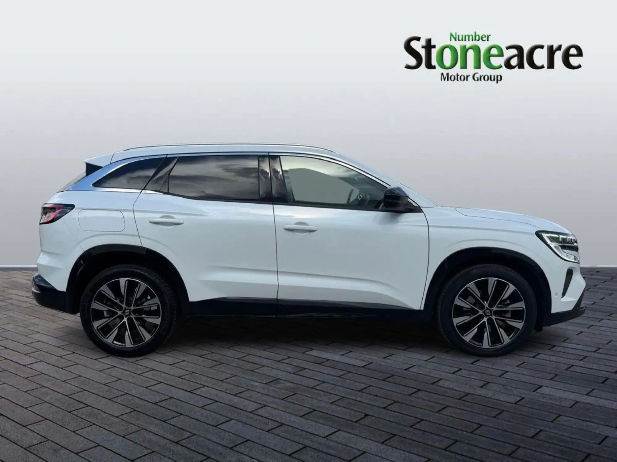 Renault Austral E-Tech E-Tech Full Hybrid Techno 5dr Auto YT73HNY Image 2