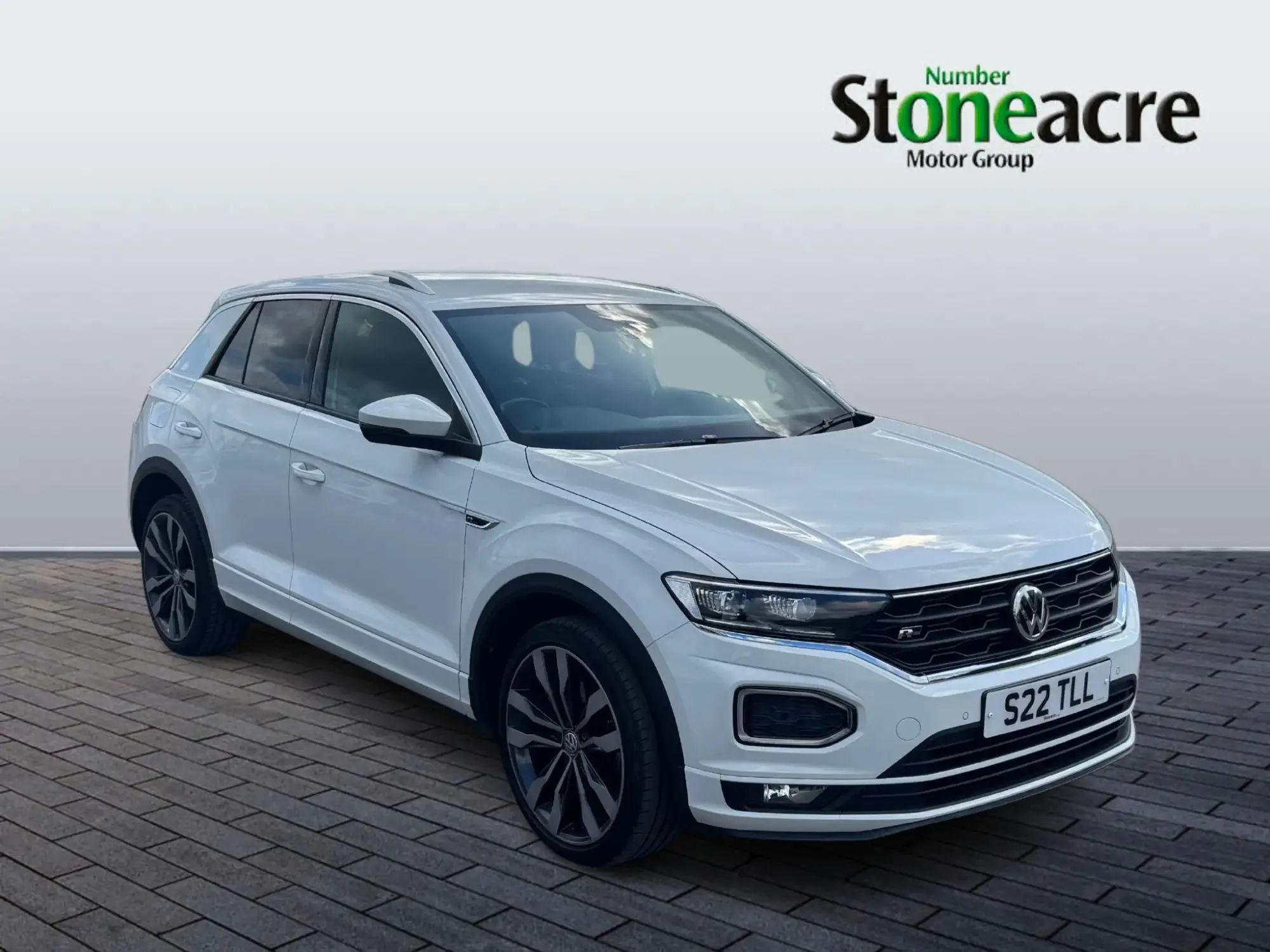 Volkswagen T-Roc 1.5 TSI EVO R-Line DSG Euro 6 (s/s) 5dr S22TLL Image 1