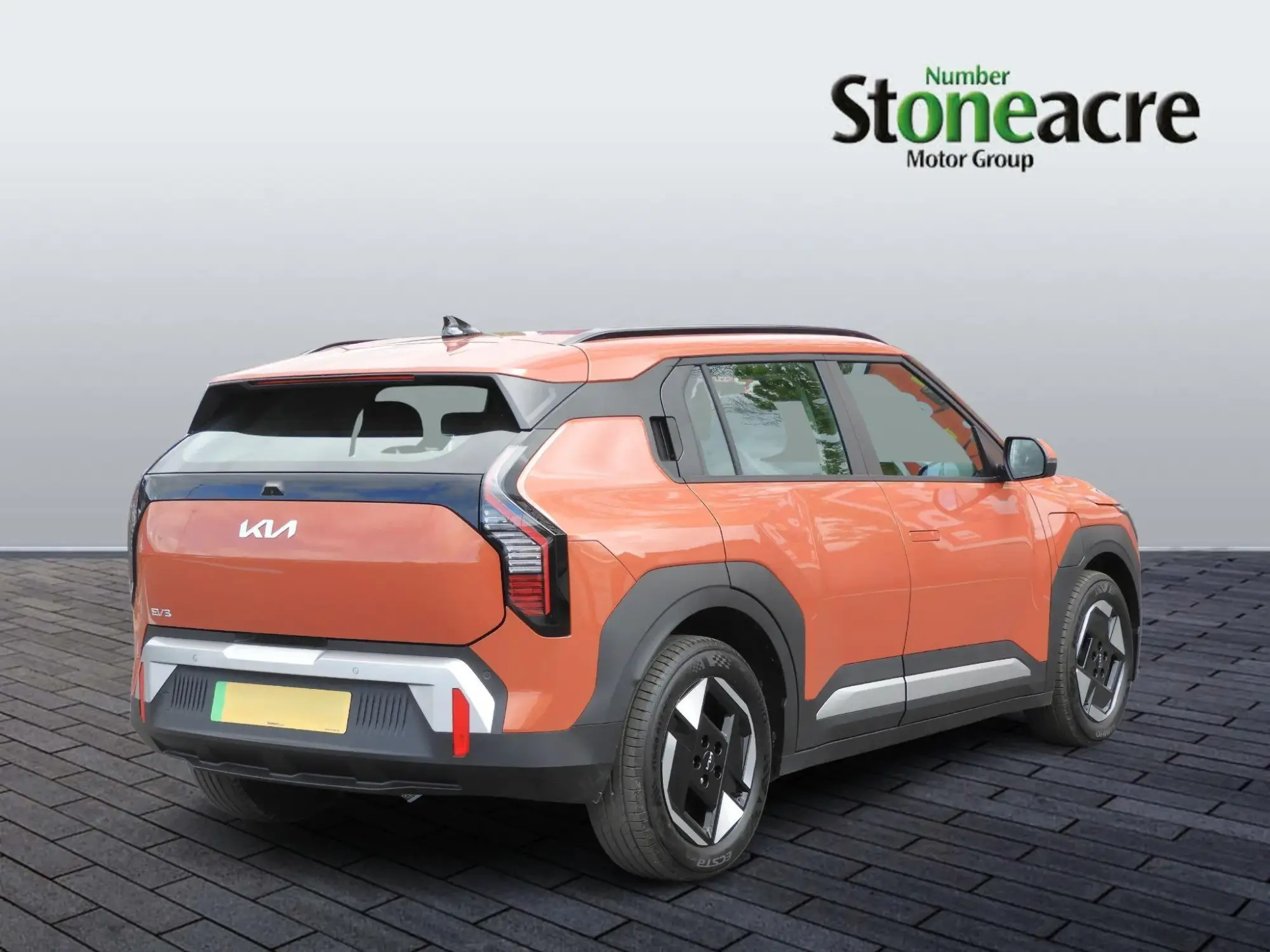 Kia EV3 81.4kWh Air Auto 5dr DX26VWS Image 3