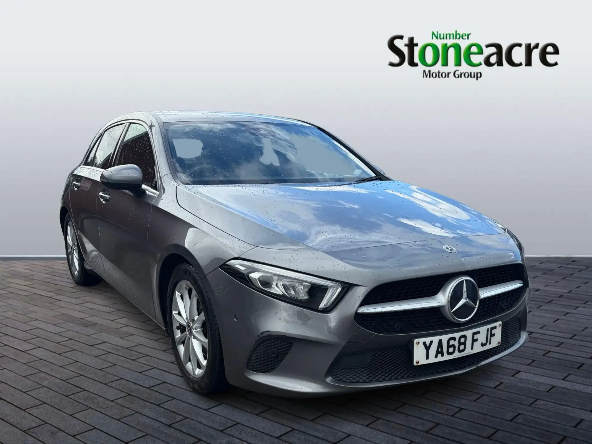 Mercedes-Benz A-Class 1.5 A180d Sport (Executive) Hatchback 5dr Diesel 7G-DCT Euro 6 (s/s) (116 ps) YA68FJF Image 1