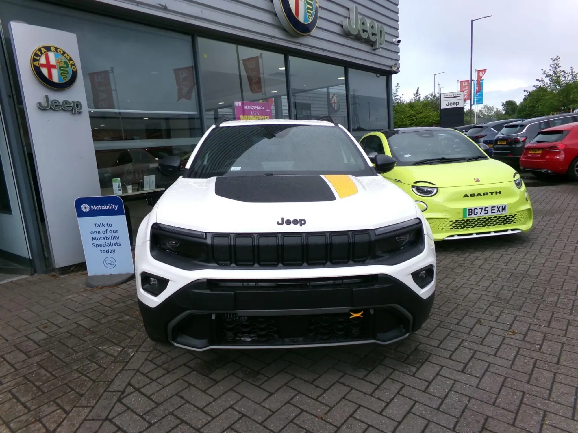 Jeep Avenger e-Hybrid Image 8 Jeep Avenger e-Hybrid Image 8