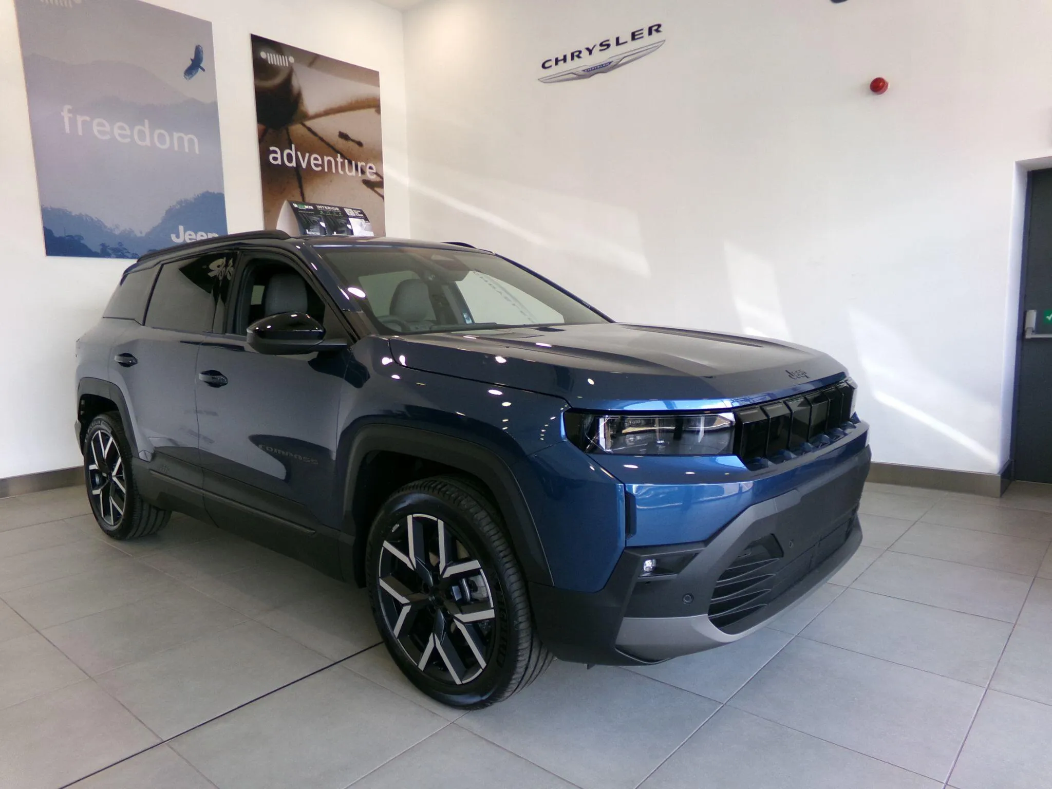 Jeep Compass undefined 74kWh Altitude (11kW Charger) Auto 5dr