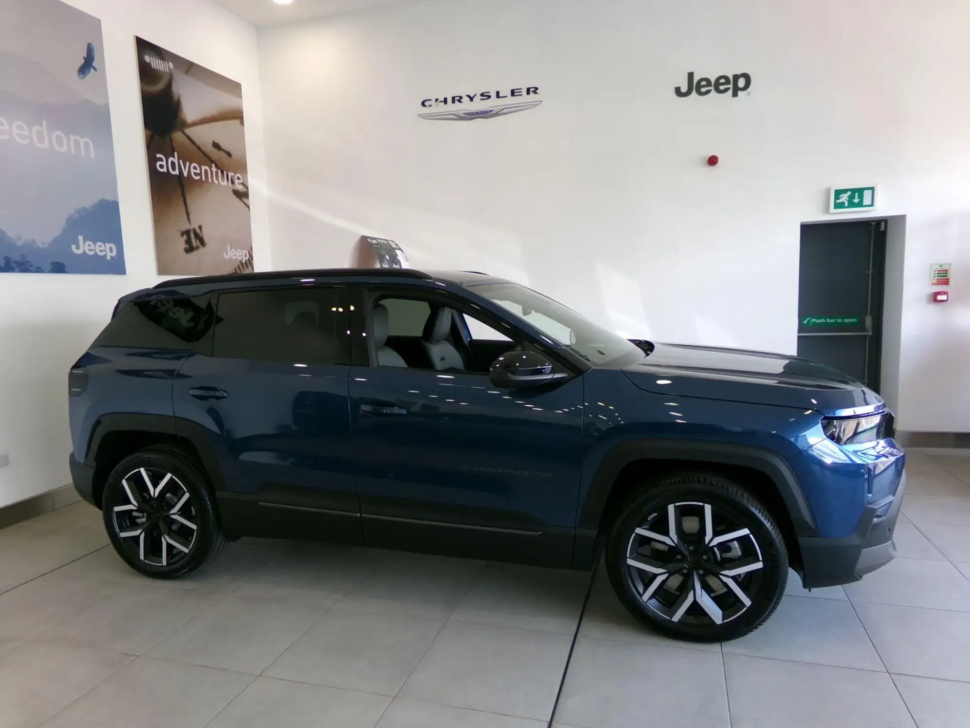 Jeep Compass Image 2