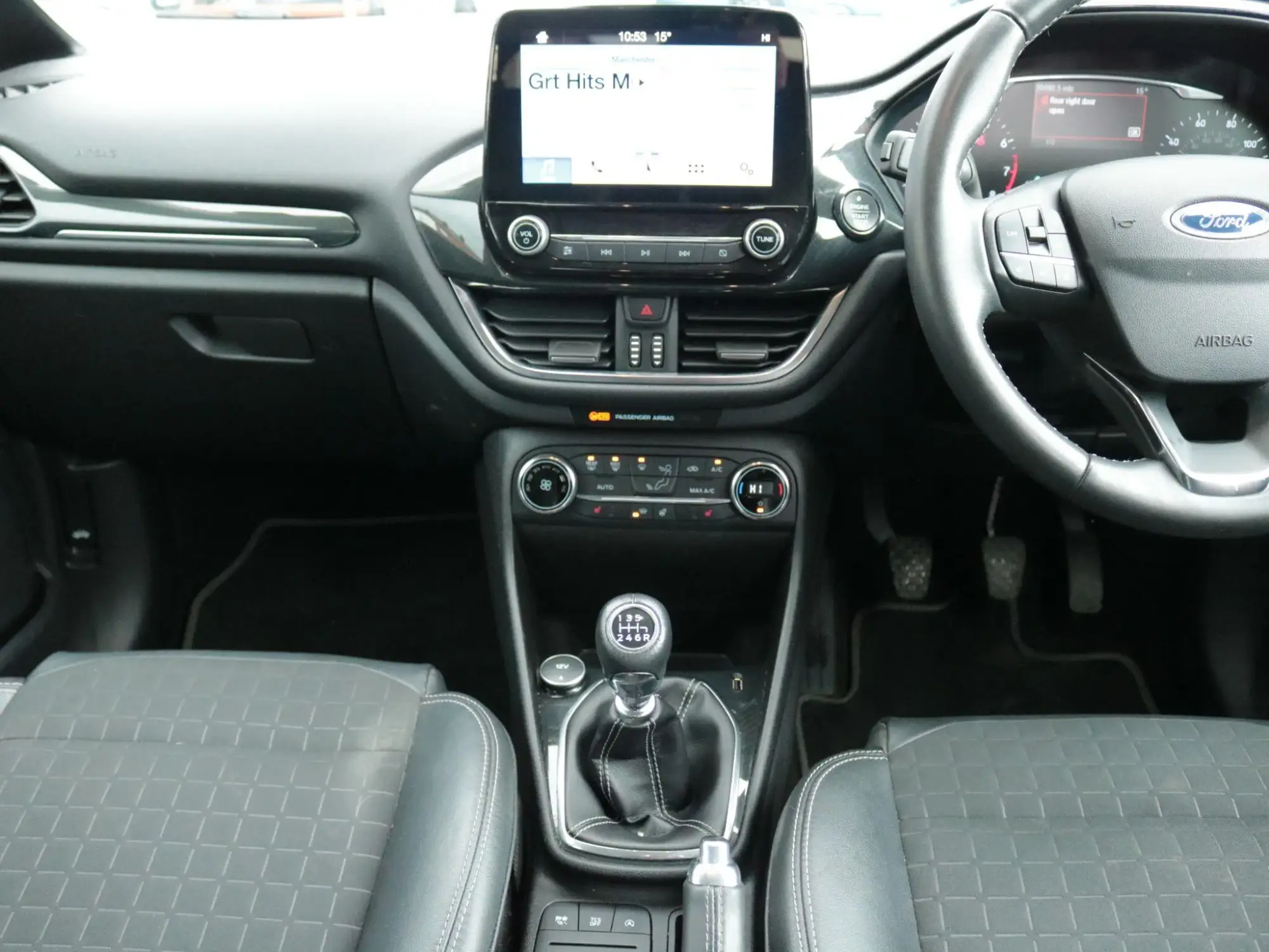 Ford Fiesta Image 23