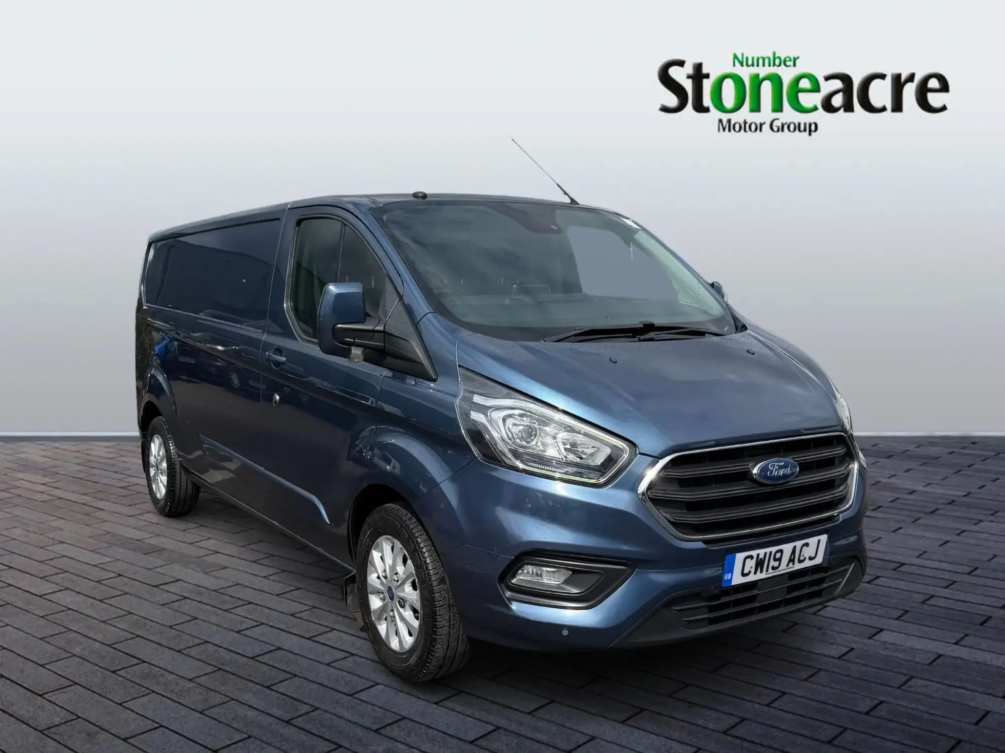 Ford Transit Custom 2.0 300 EcoBlue Limited L2 H1 Euro 6 5dr CW19ACJ Image 1