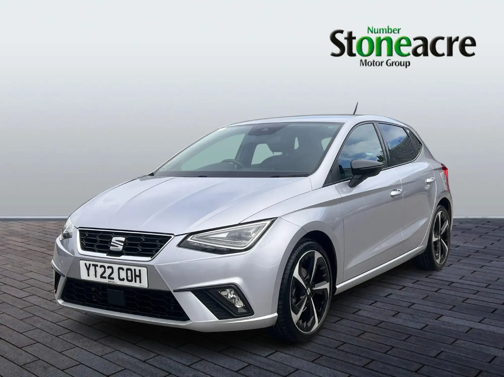 SEAT Ibiza 1.0 TSI FR Sport Hatchback 5dr Petrol Manual Euro 6 (s/s) (110 ps) YT22COH Image 2