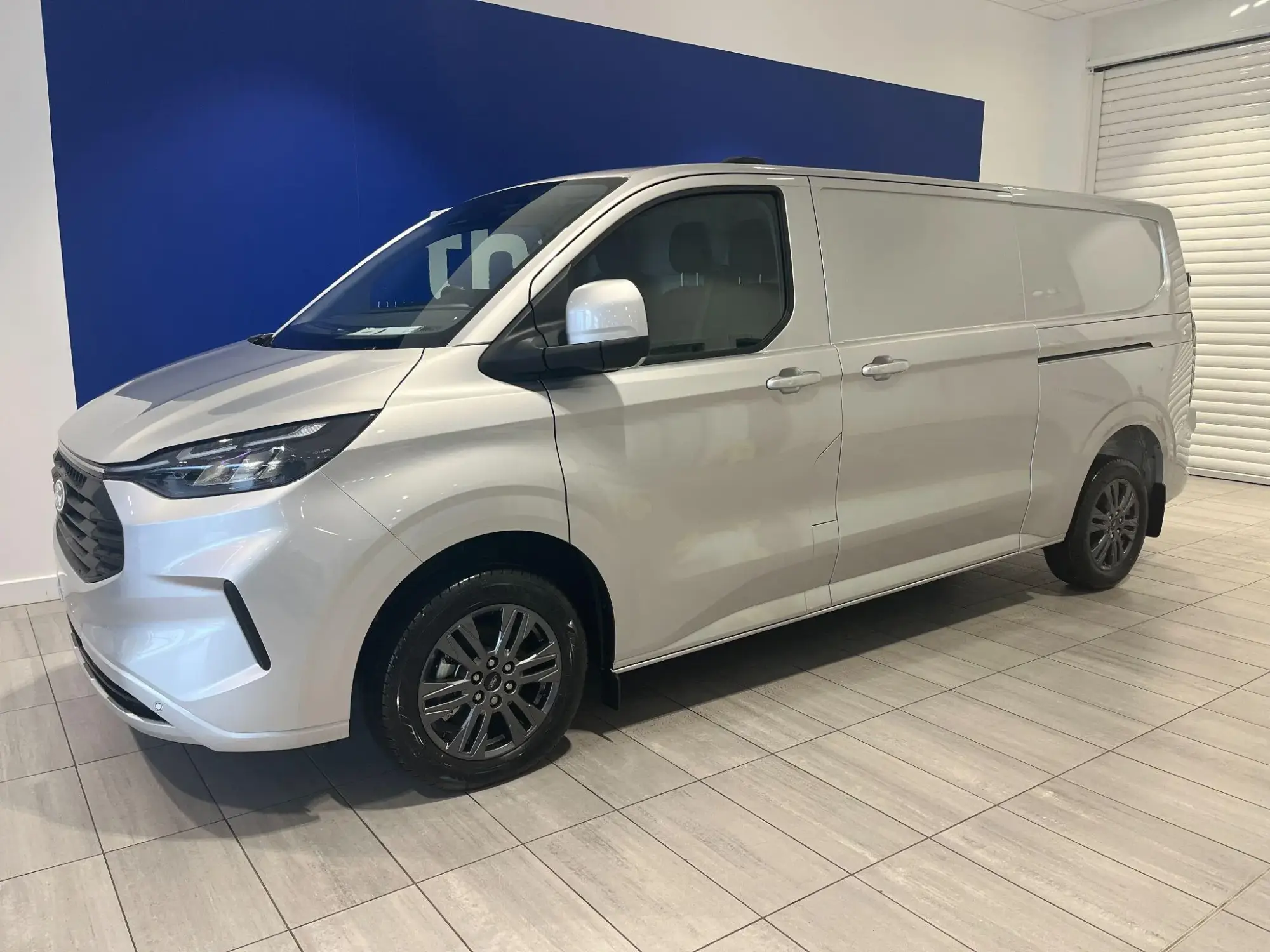 Ford Transit Custom Image 1