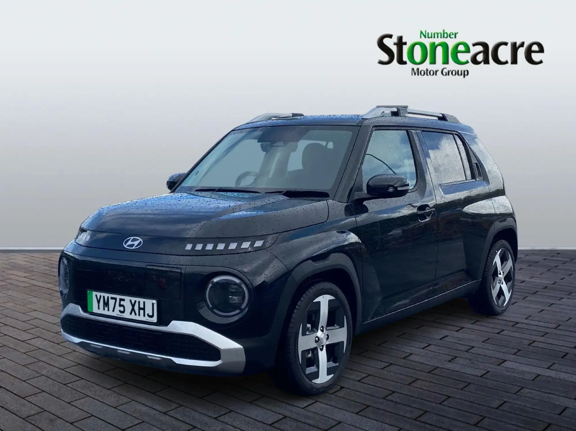 Hyundai INSTER Long Range 49kWh 02 Auto 5dr YM75XHJ Image 3
