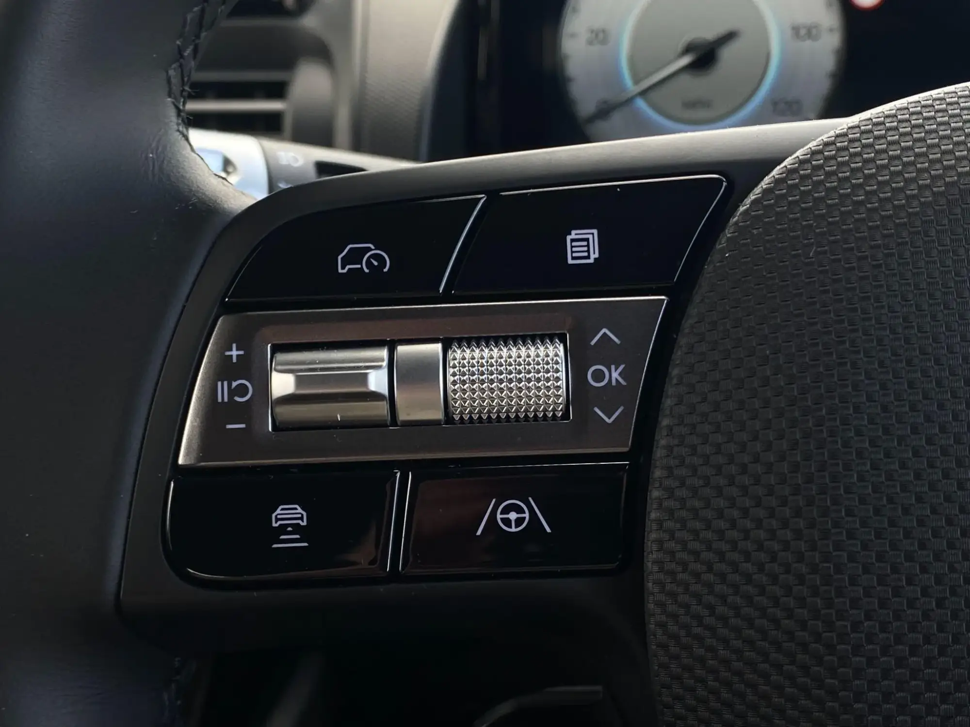 Hyundai INSTER Image 18