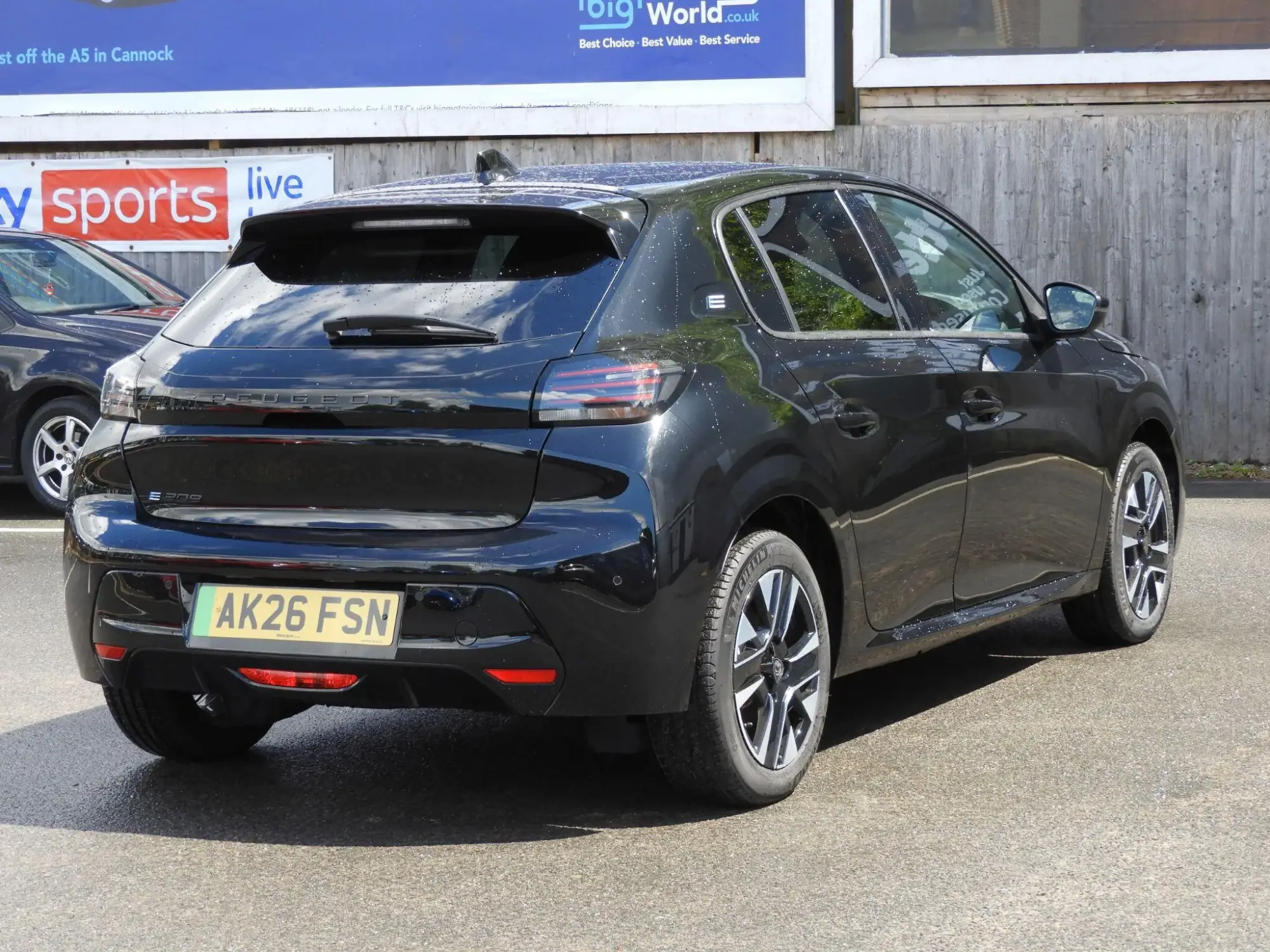 Peugeot E-208 50kWh Allure Auto 5dr (7.4kW Charger) AK26FSN Image 3
