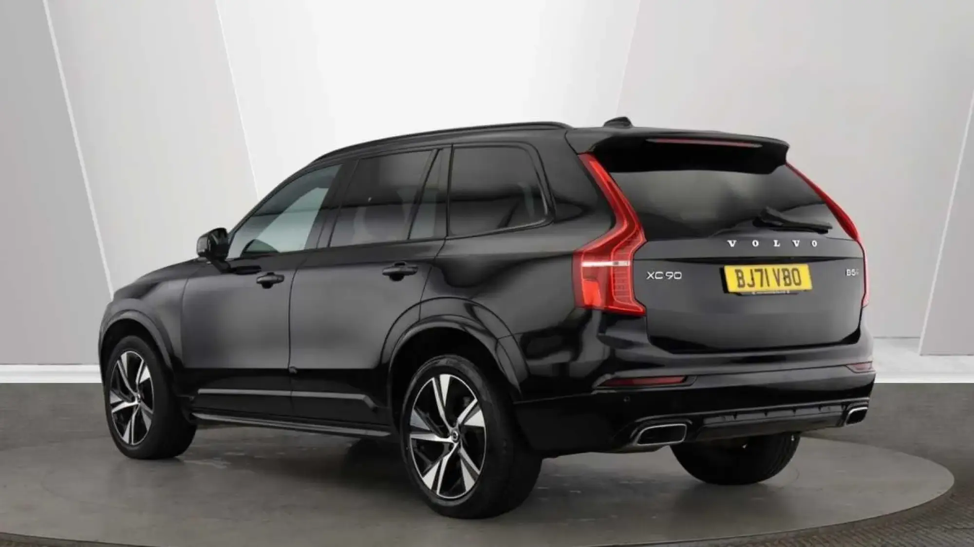 Volvo XC90 2.0 B5D [235] R DESIGN 5dr AWD Geartronic BJ71VBO Image 3