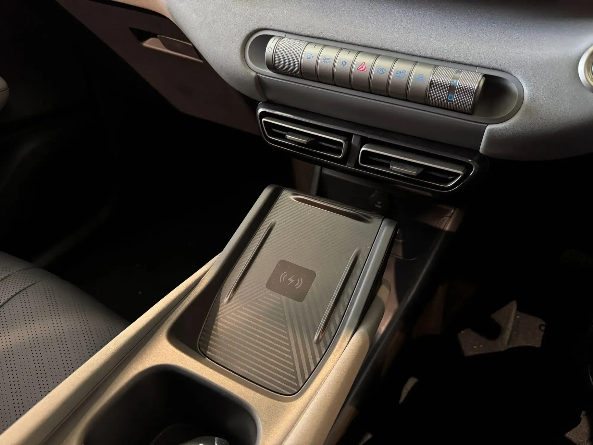 BYD DOLPHIN SURF Image 9