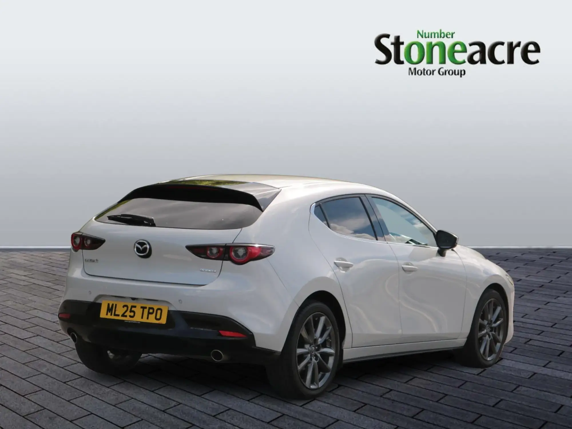Mazda Mazda3 2.5 e-SKYACTIV-G MHEV Exclusive-Line Auto Euro 6 (s/s) 5dr ML25TPO Image 3