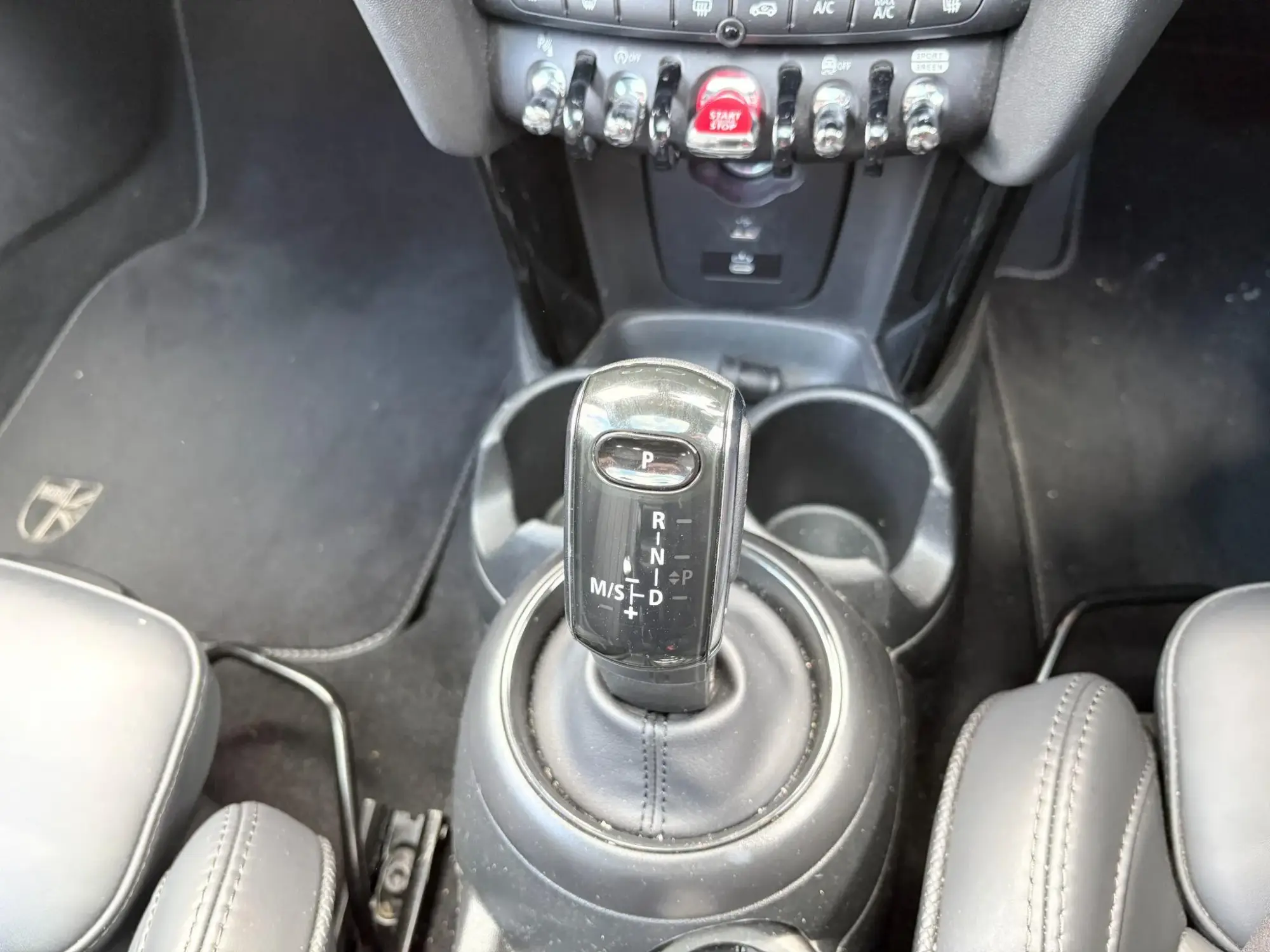 MINI Hatch Image 9 MINI Hatch Image 9