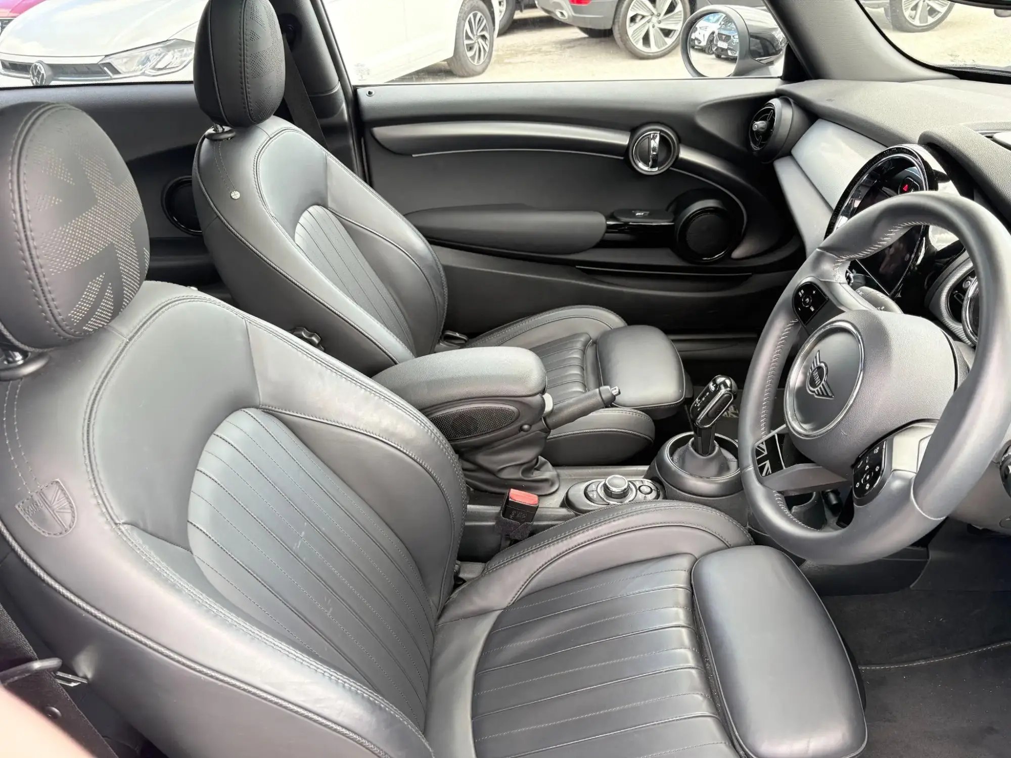 MINI Hatch Image 10 MINI Hatch Image 10