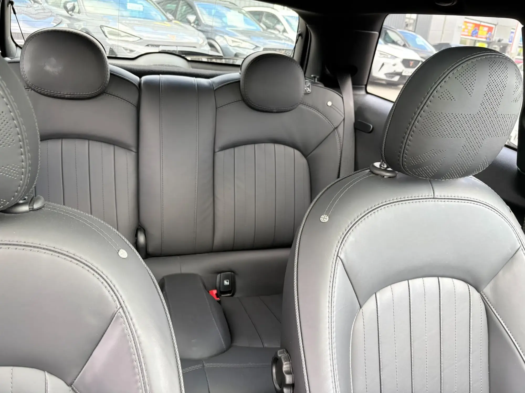 MINI Hatch Image 11 MINI Hatch Image 11